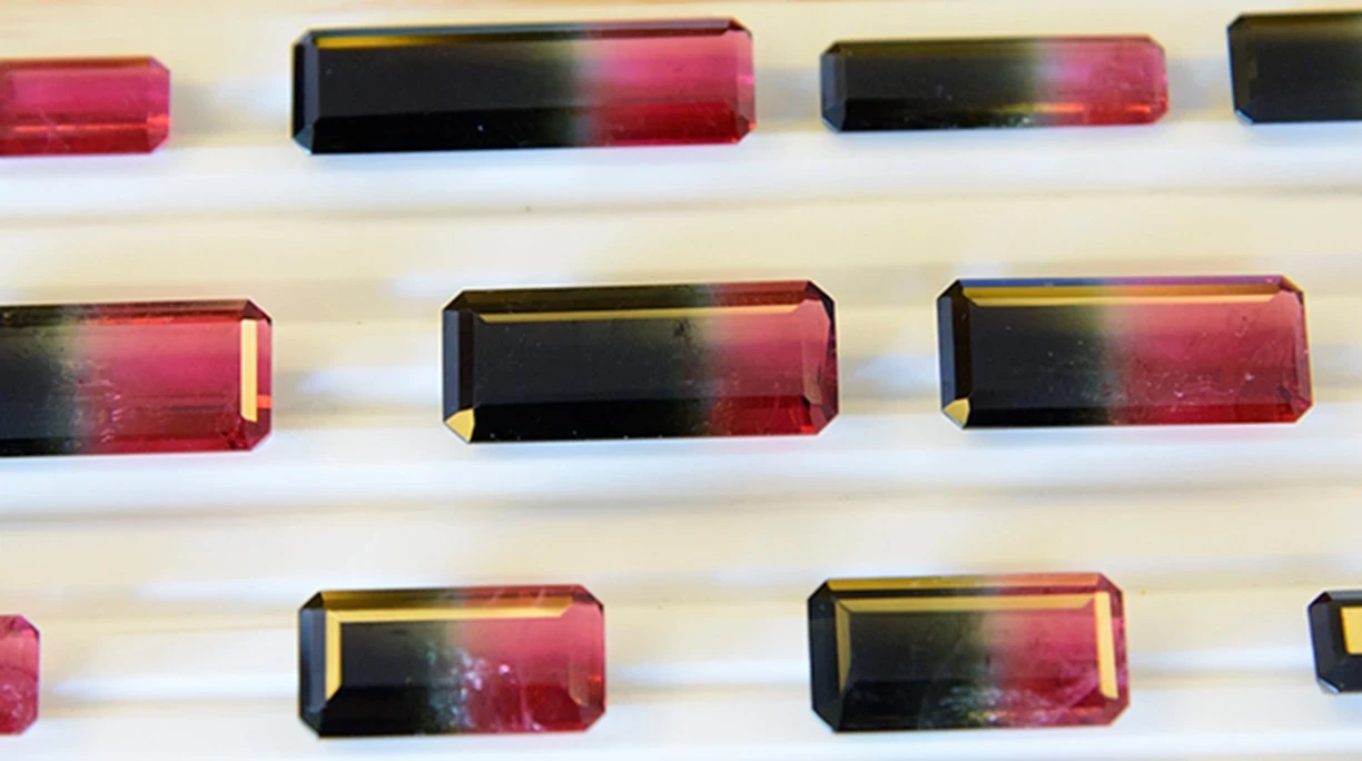 走進碧璽的世界|人間彩虹,「碧」生歡「璽」 - 第2張圖 走進碧璽的世界|人間彩虹,「碧」生歡「璽」