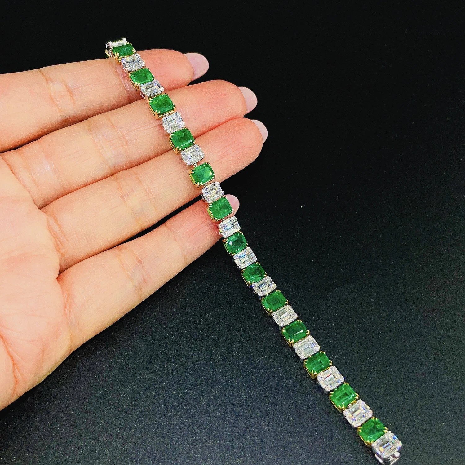 祖母綠如何挑選？是否只有哥倫比亞值得入手？ 綠色帝王的挑選指南