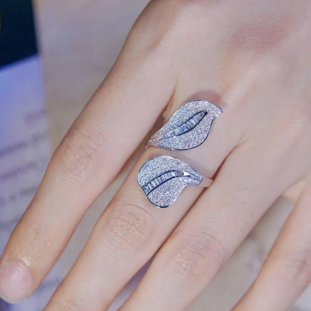 18K天然鑽石-花瓣葉子戒指