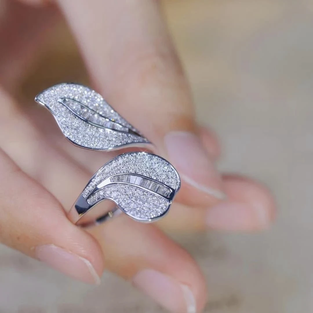 18K天然鑽石-花瓣葉子戒指