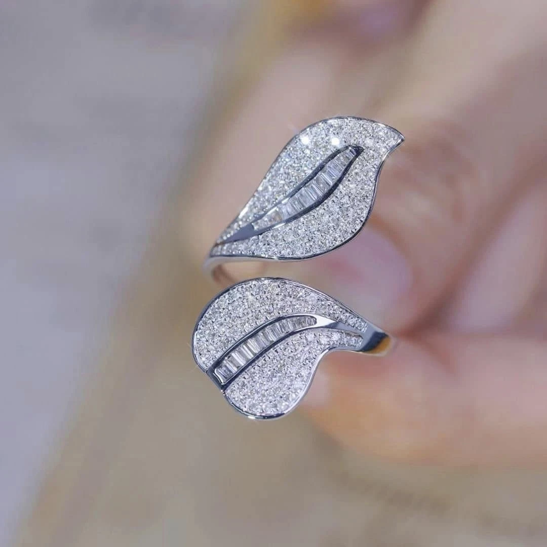 18K天然鑽石-花瓣葉子戒指