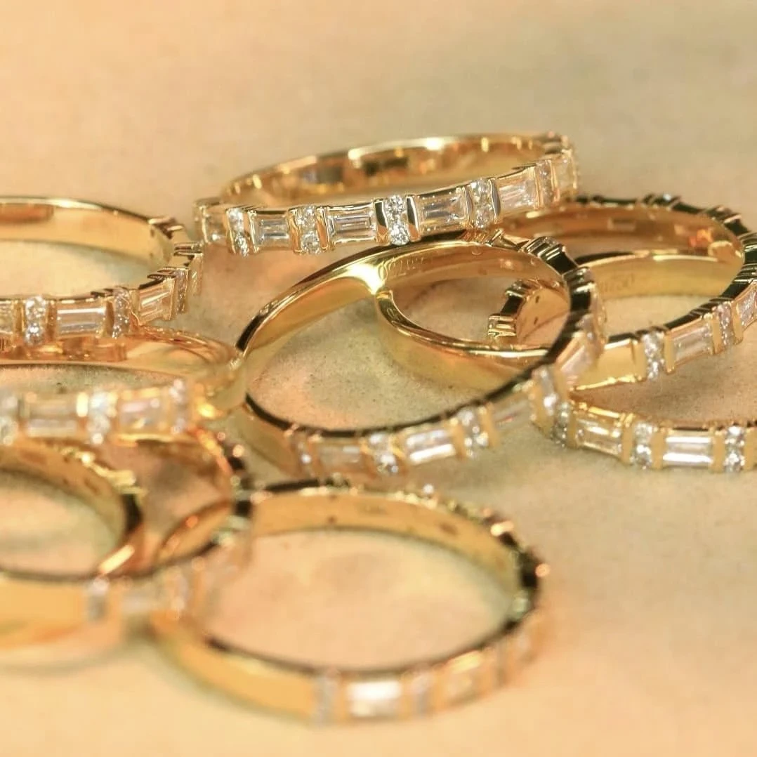 18K天然鑽石-T方型戒指