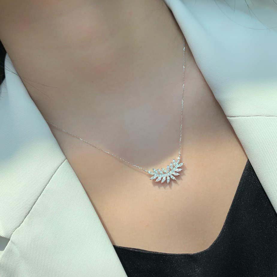 18K天然鑽石-氣質亮眼羽毛項鍊