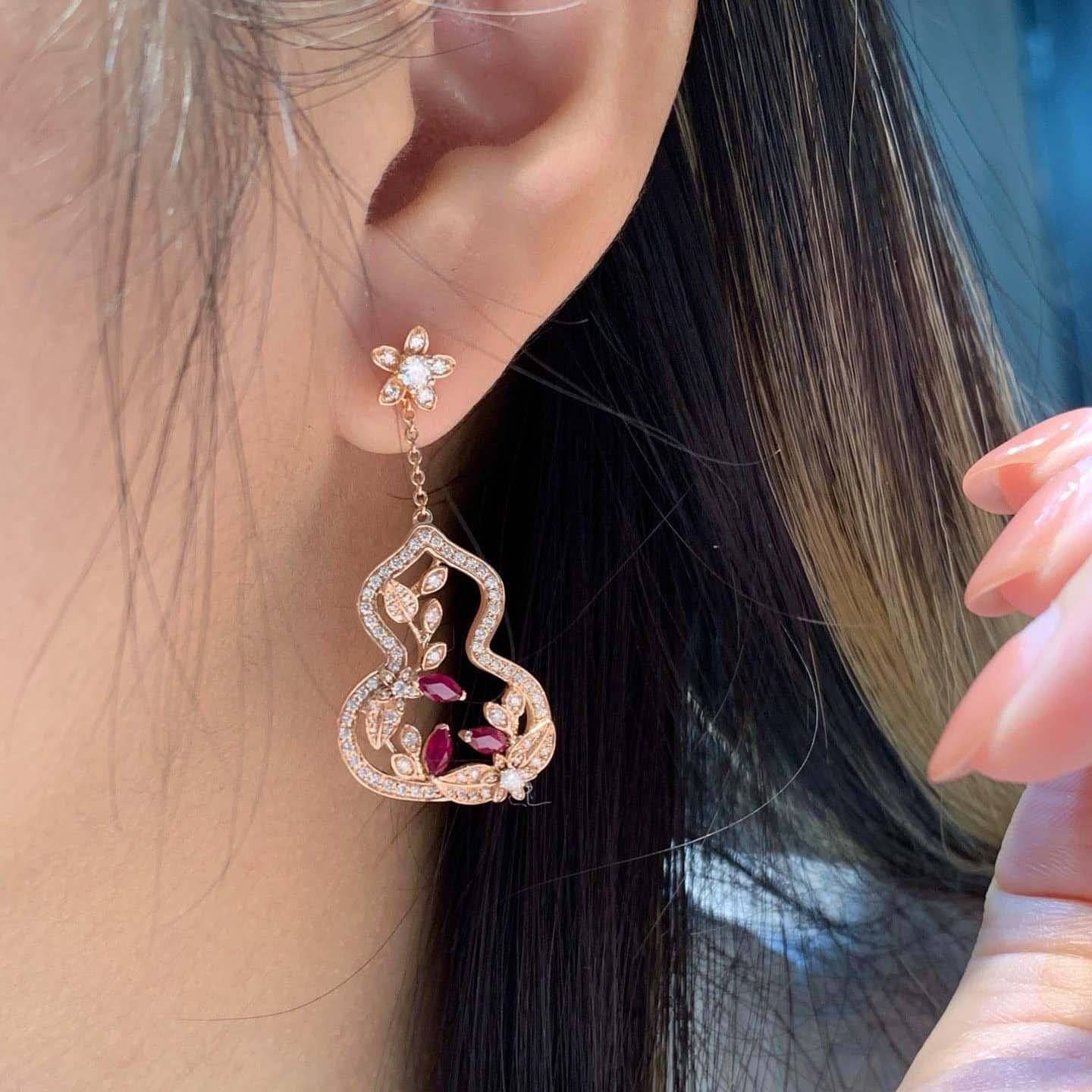 18K天然紅寶石鑽石-國風葫蘆花繁葉茂系列耳環 - 第8張圖 18K天然紅寶石鑽石-國風葫蘆花繁葉茂系列耳環