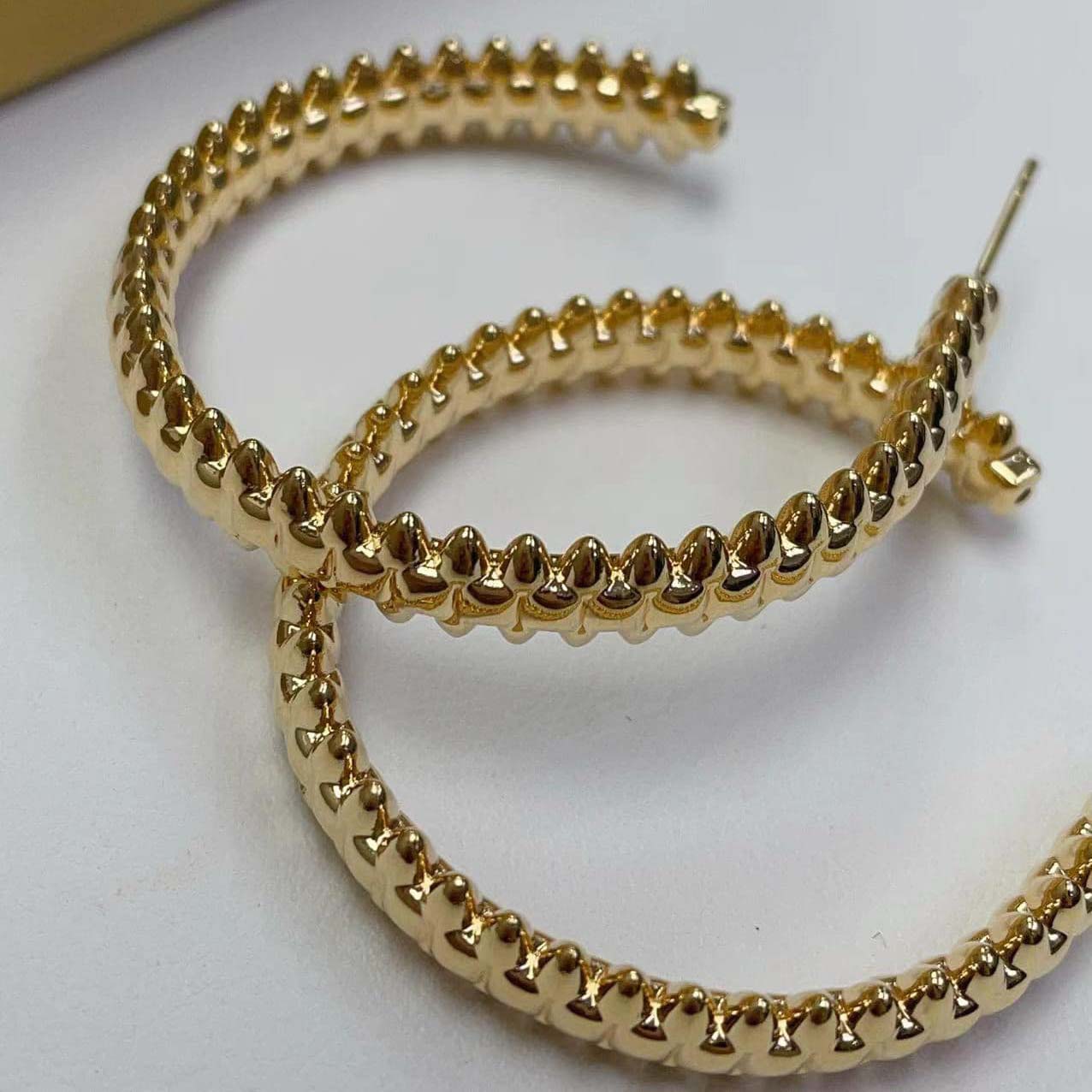 18K-釘子個性大圈耳環 - 第2張圖 18K-釘子個性大圈耳環