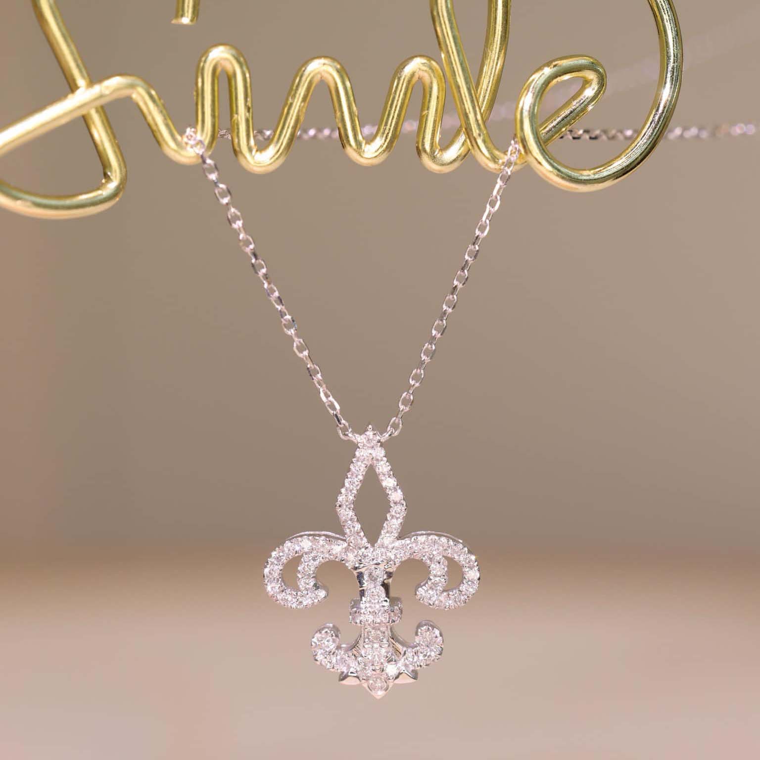 18K天然鑽石-鳶尾花項鍊 - 第2張圖 18K天然鑽石-鳶尾花項鍊