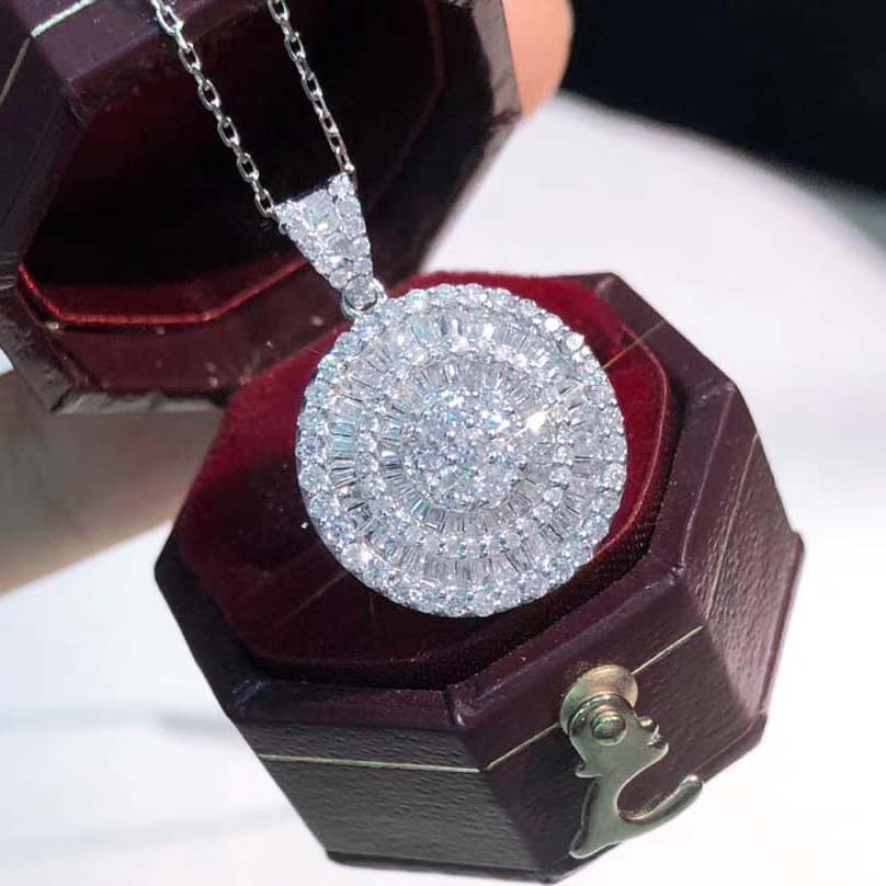 18K天然鑽石-豪華大圓餅項鍊