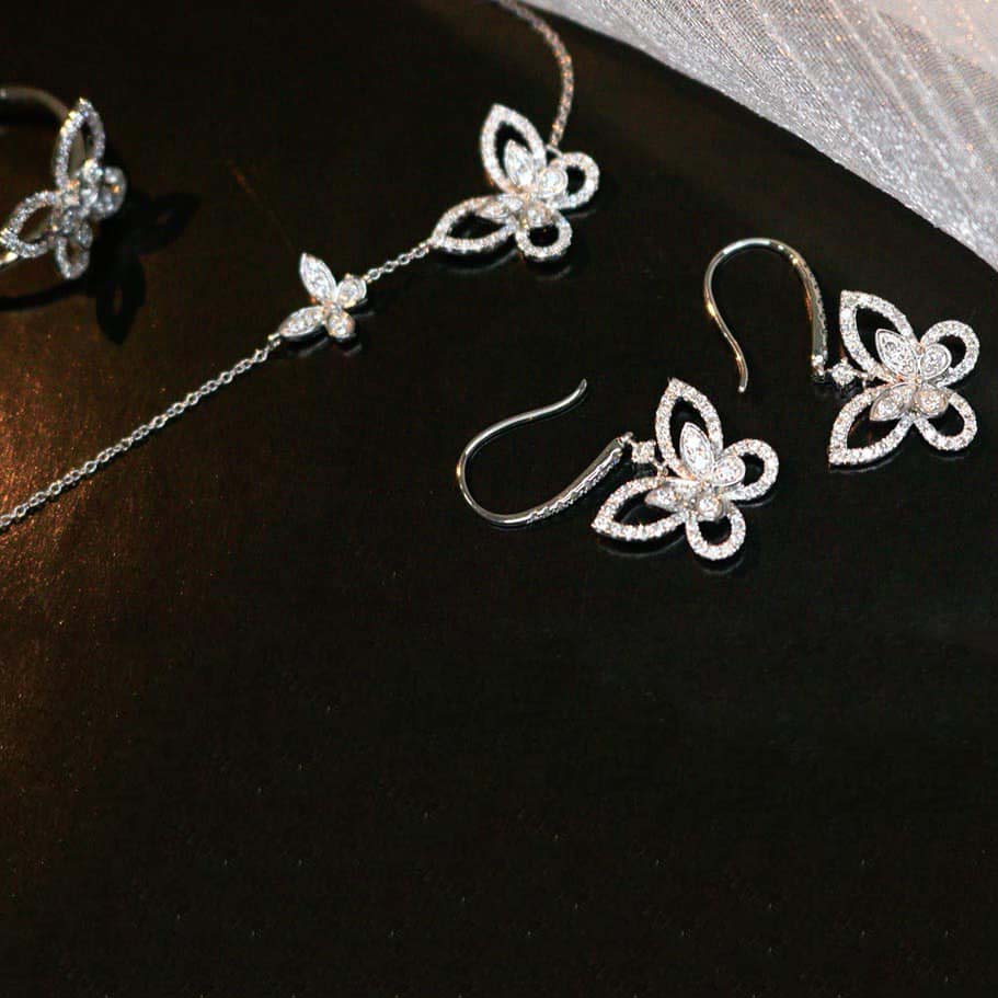 18K天然鑽石-四季蝴蝶花耳環/戒指/手鍊/項鍊