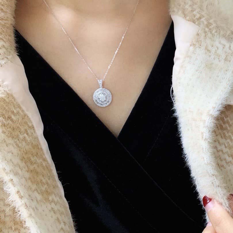 18K天然鑽石-豪華大圓餅項鍊