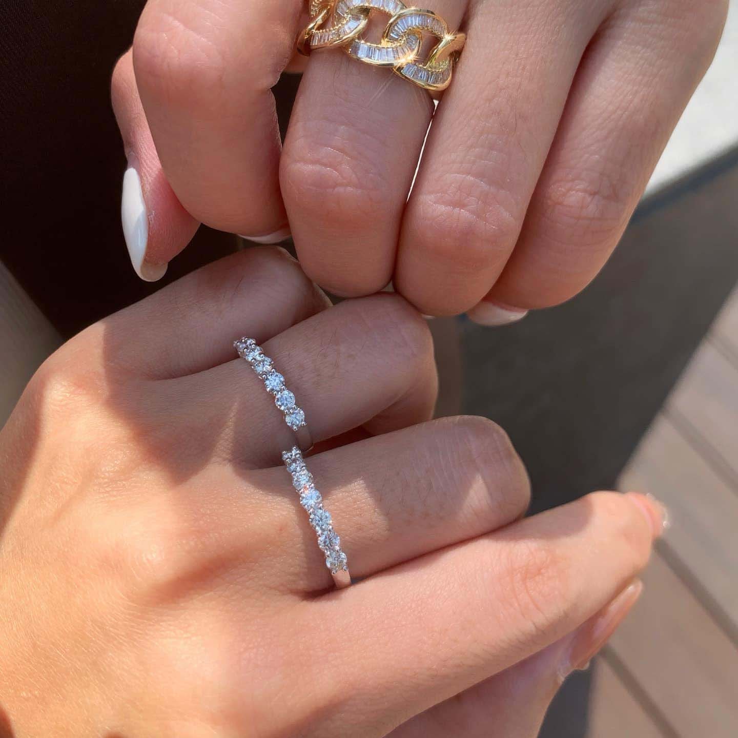 18K天然鑽石-七顆線型戒指