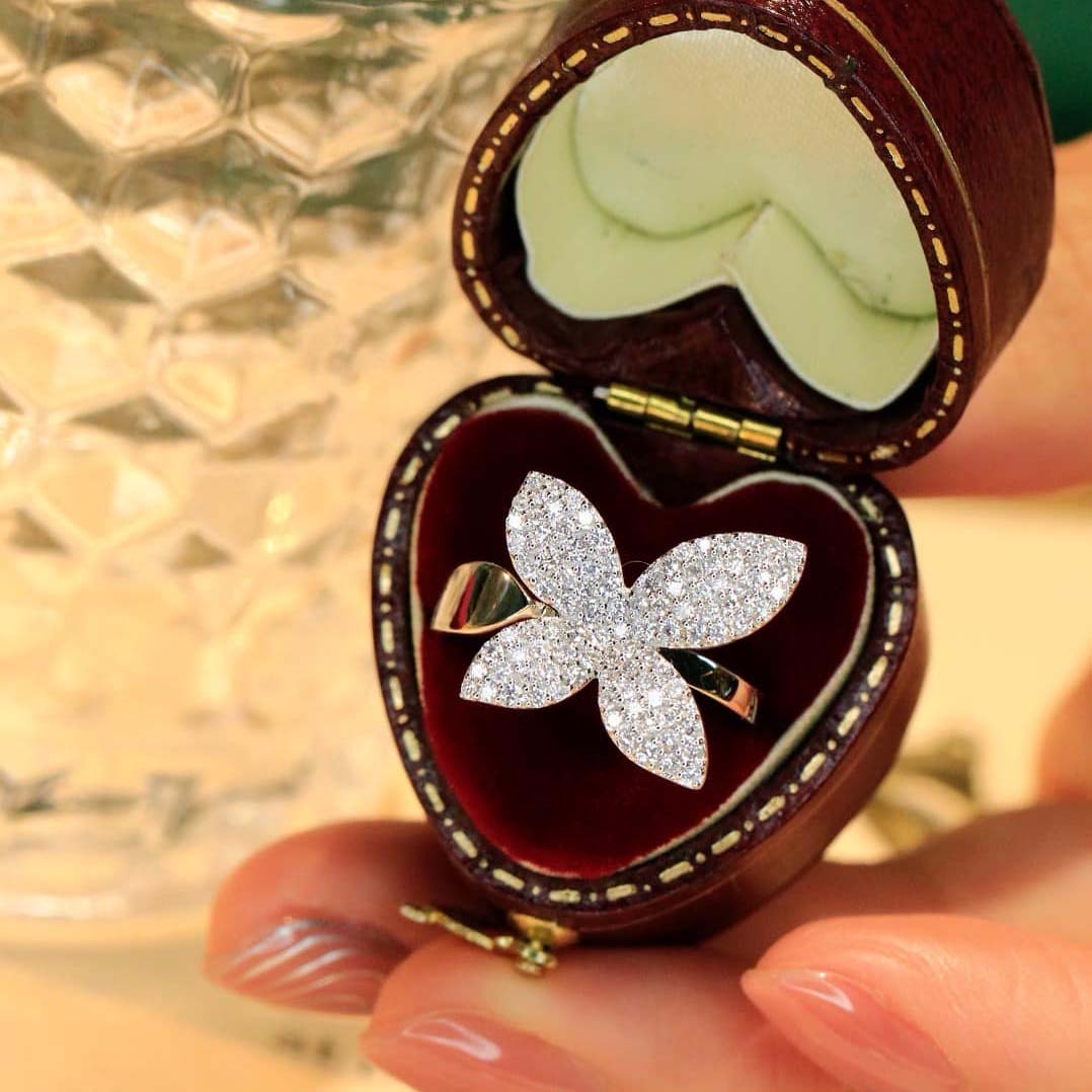 18K天然鑽石-四季蝴蝶花項鍊/耳環/戒指