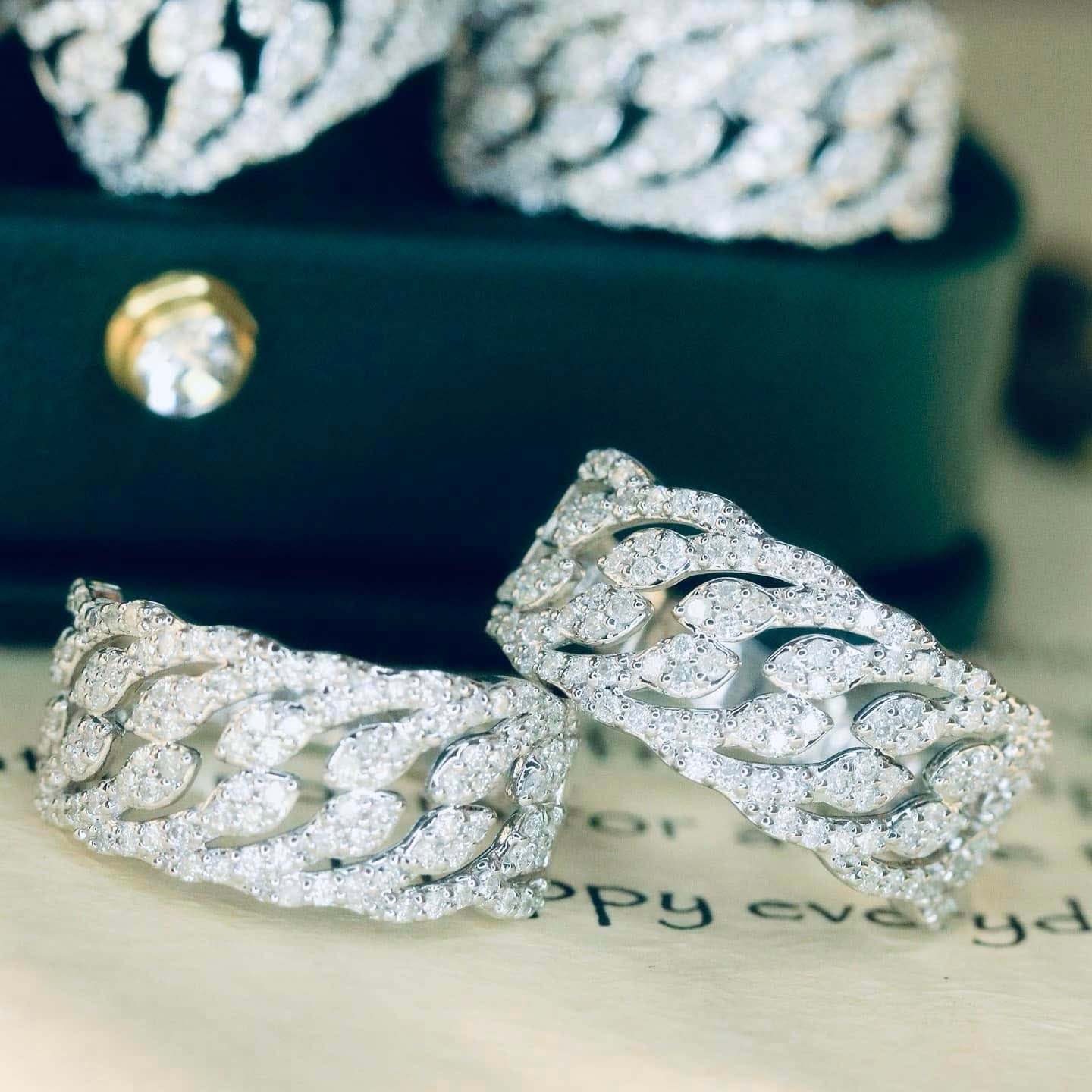 18K天然鑽石-豪華流線戒指 - 第7張圖 18K天然鑽石-豪華流線戒指