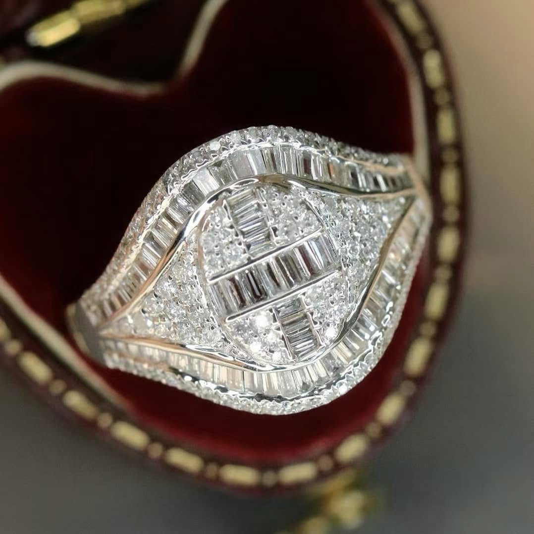 18K天然鑽石-大戒面奢華戒指