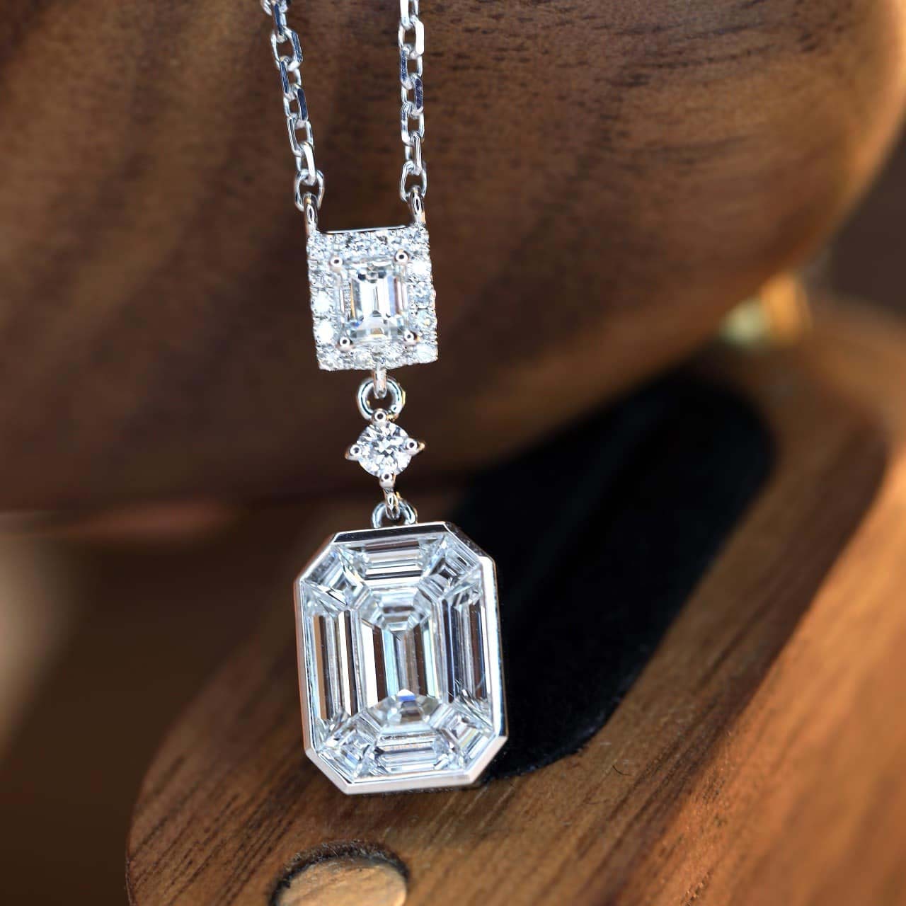 18K天然鑽石-祖母綠型拼鑲項鍊 - 第5張圖 18K天然鑽石-祖母綠型拼鑲項鍊