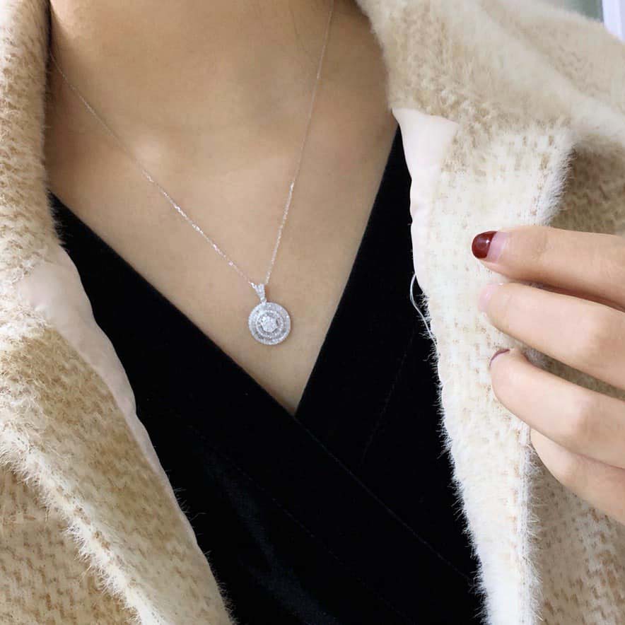 18K天然鑽石-豪華大圓餅項鍊