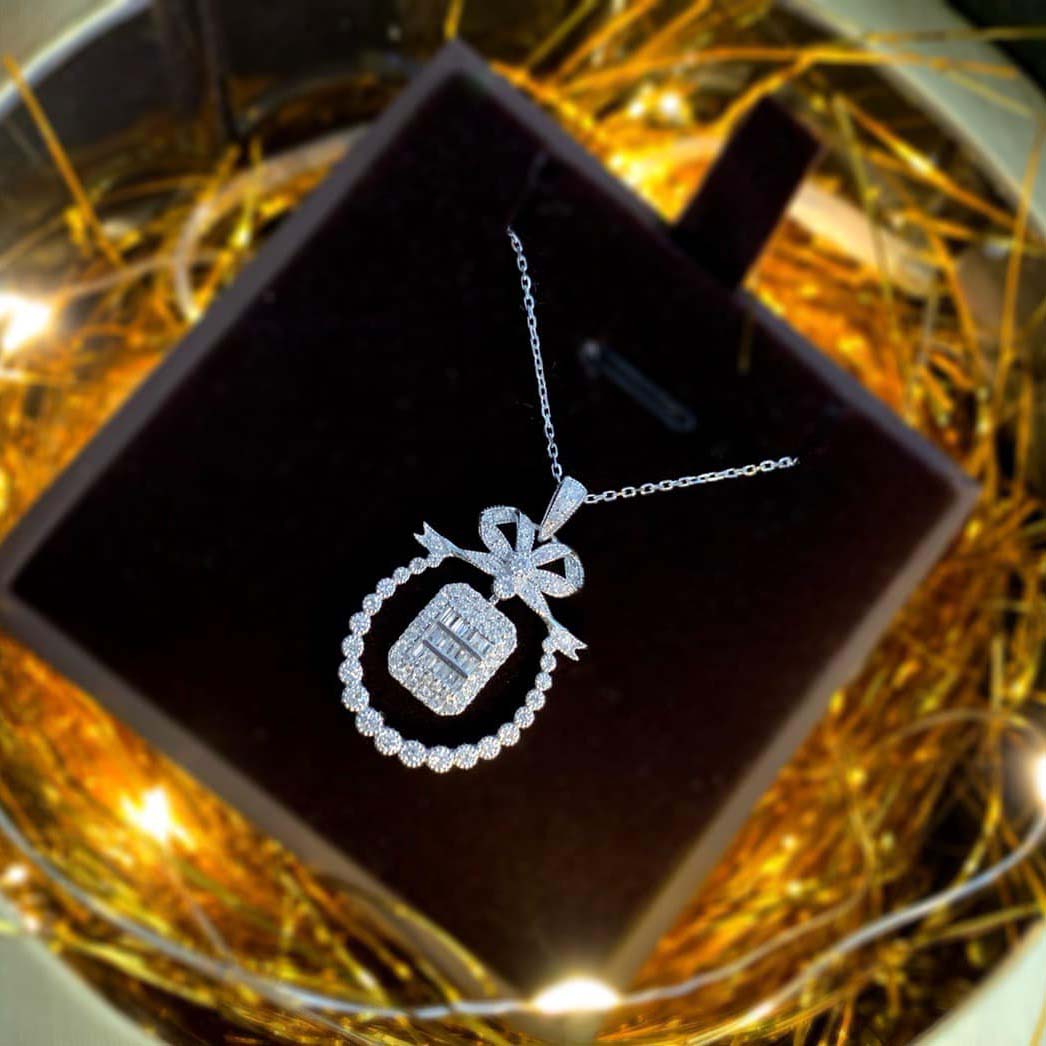 18K天然鑽石-優雅公主墜飾