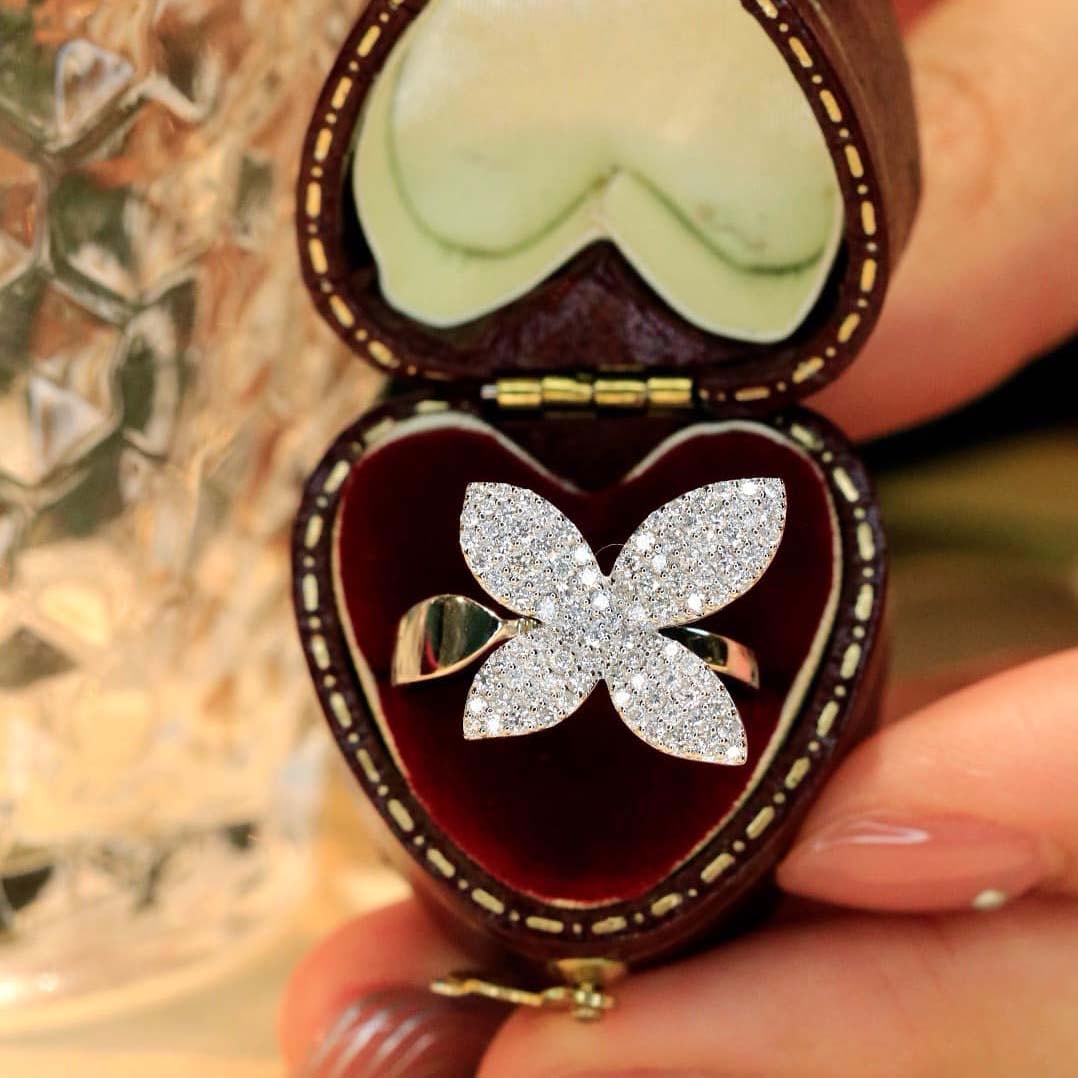 18K天然鑽石-四季蝴蝶花項鍊/耳環/戒指