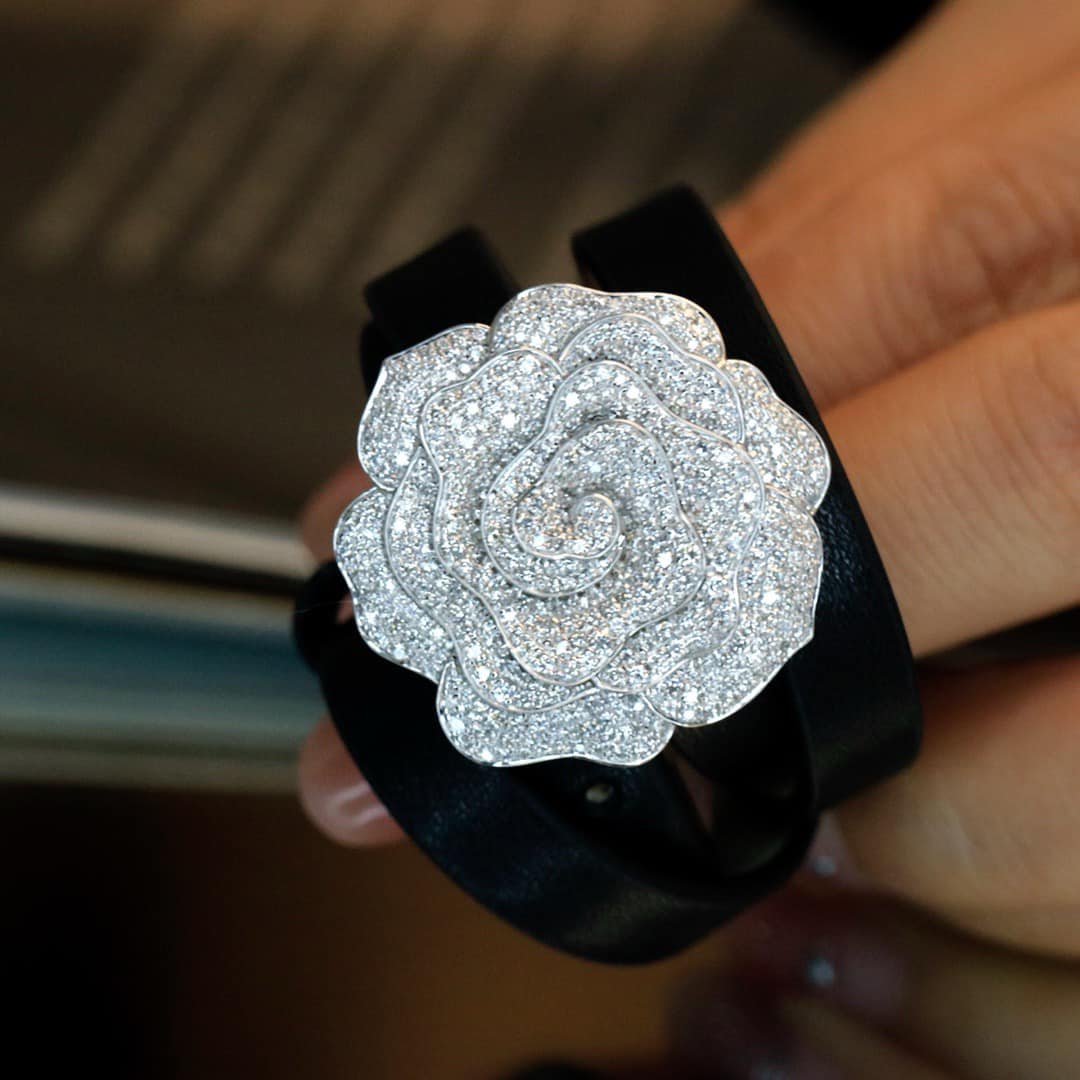 18K天然鑽石-華麗花朵多用墜飾 - 第6張圖 18K天然鑽石-華麗花朵多用墜飾