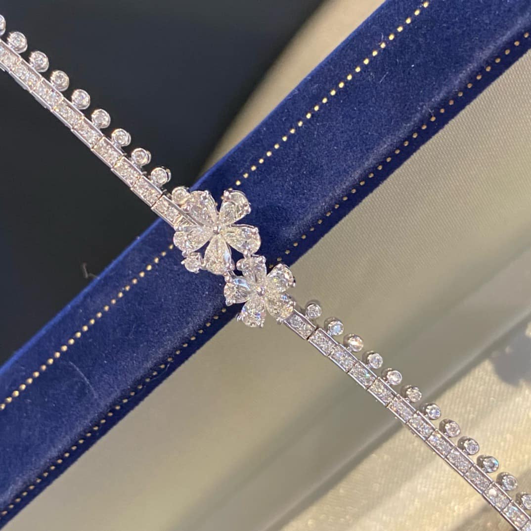 18K天然鑽石-櫻花珠邊手鍊