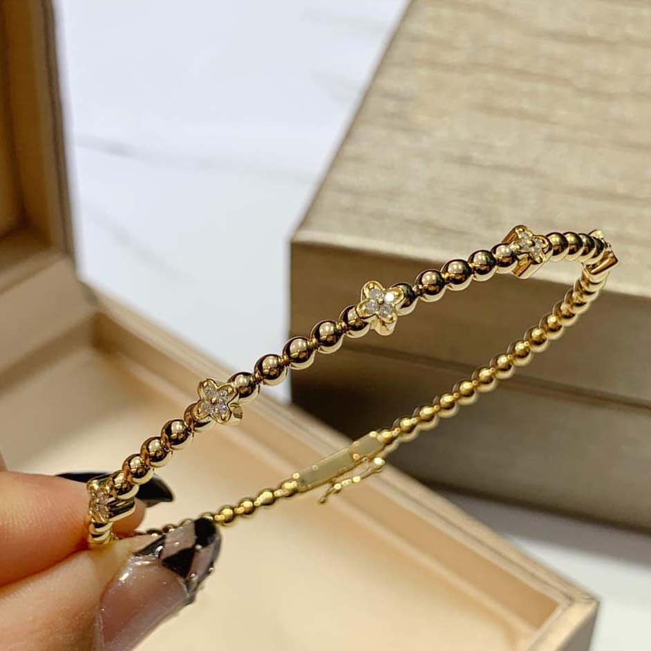 18K天然鑽石-INS四葉草高彈力手鐲