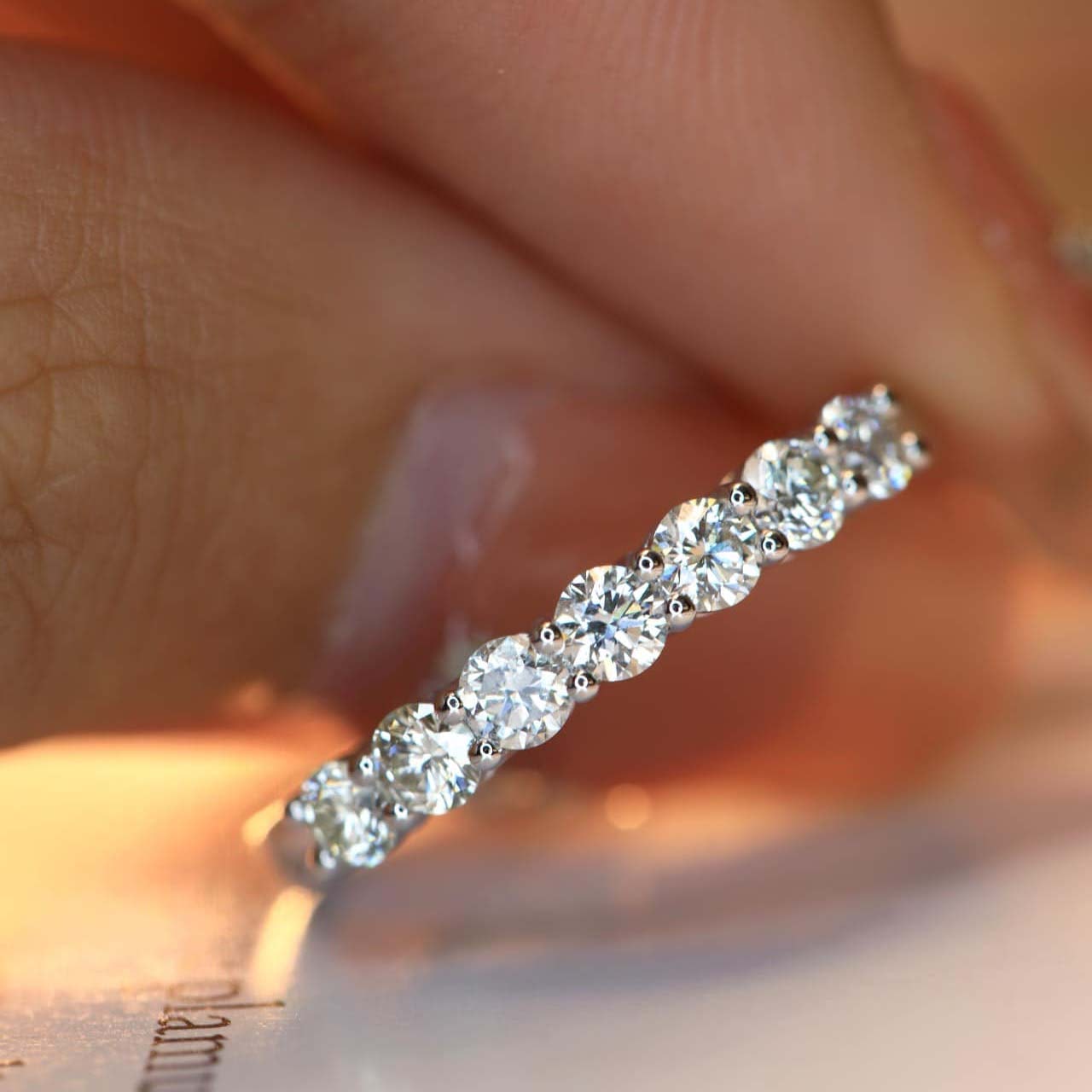 18K天然鑽石-七顆線型戒指