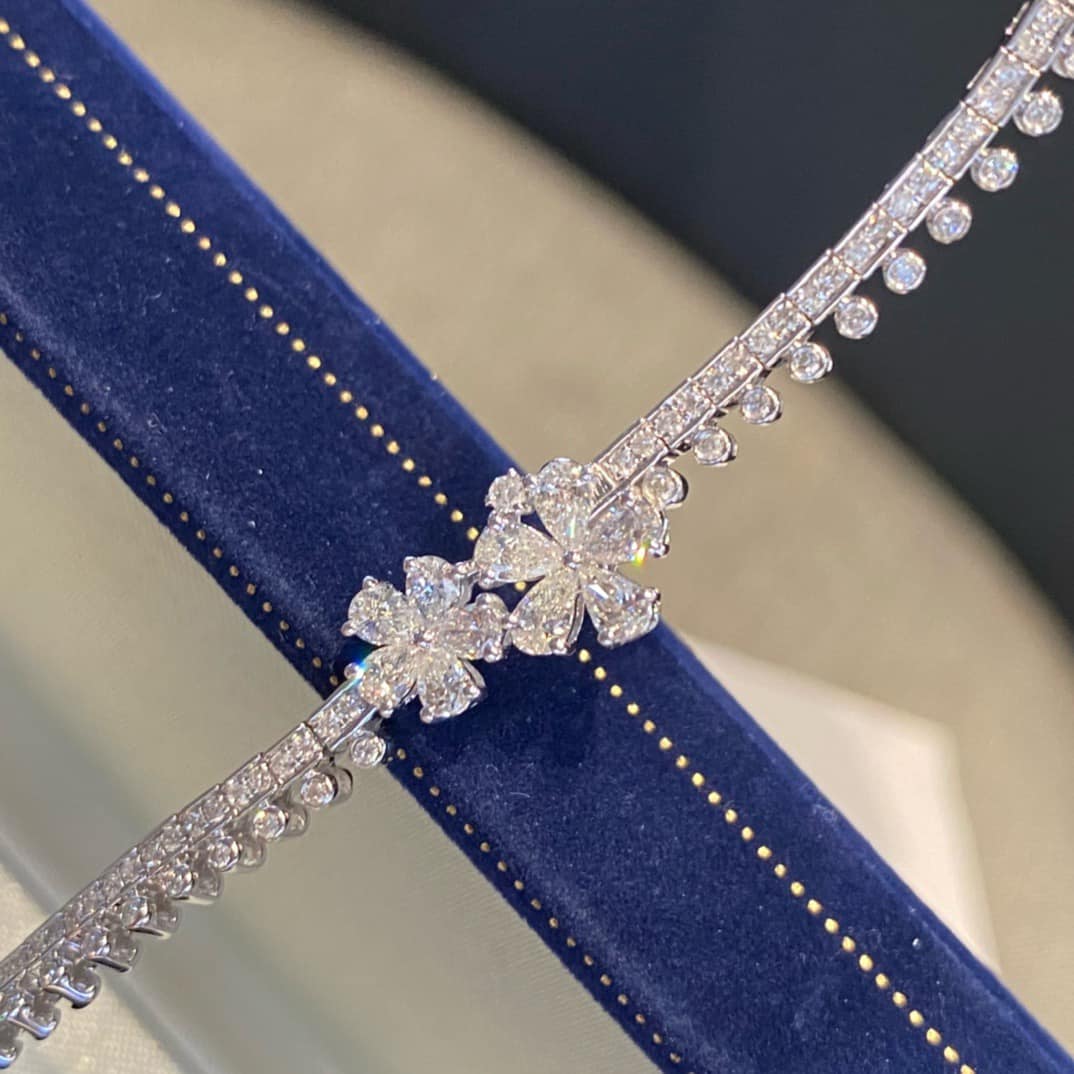 18K天然鑽石-櫻花珠邊手鍊