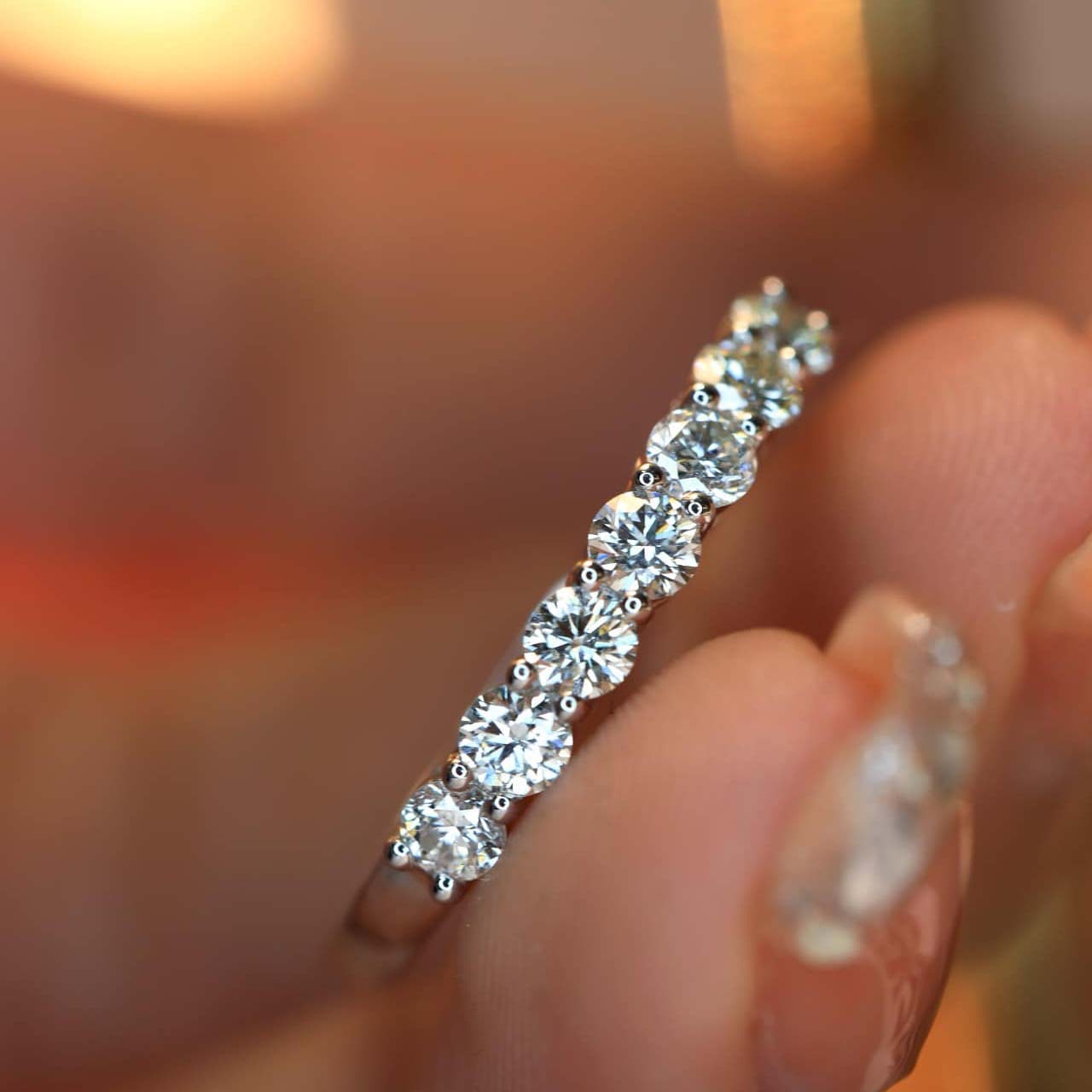 18K天然鑽石-七顆線型戒指