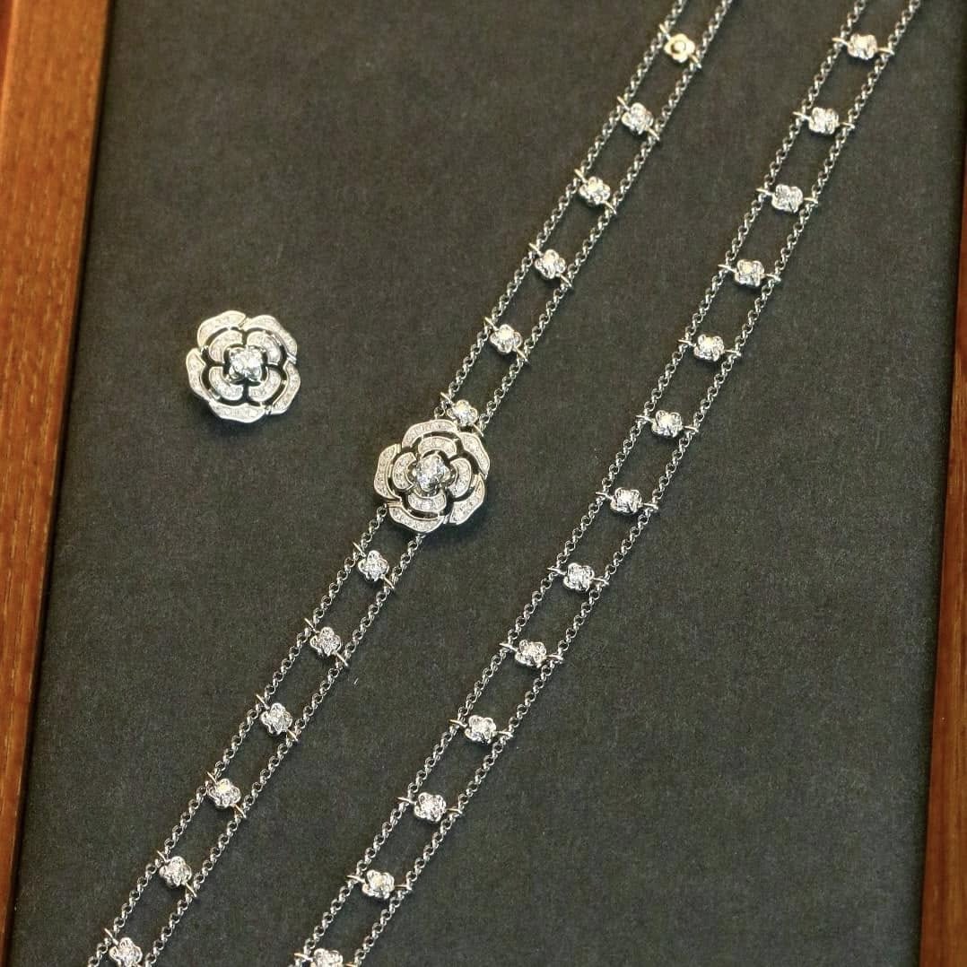 18K天然鑽石-山茶花兩戴式項鍊
