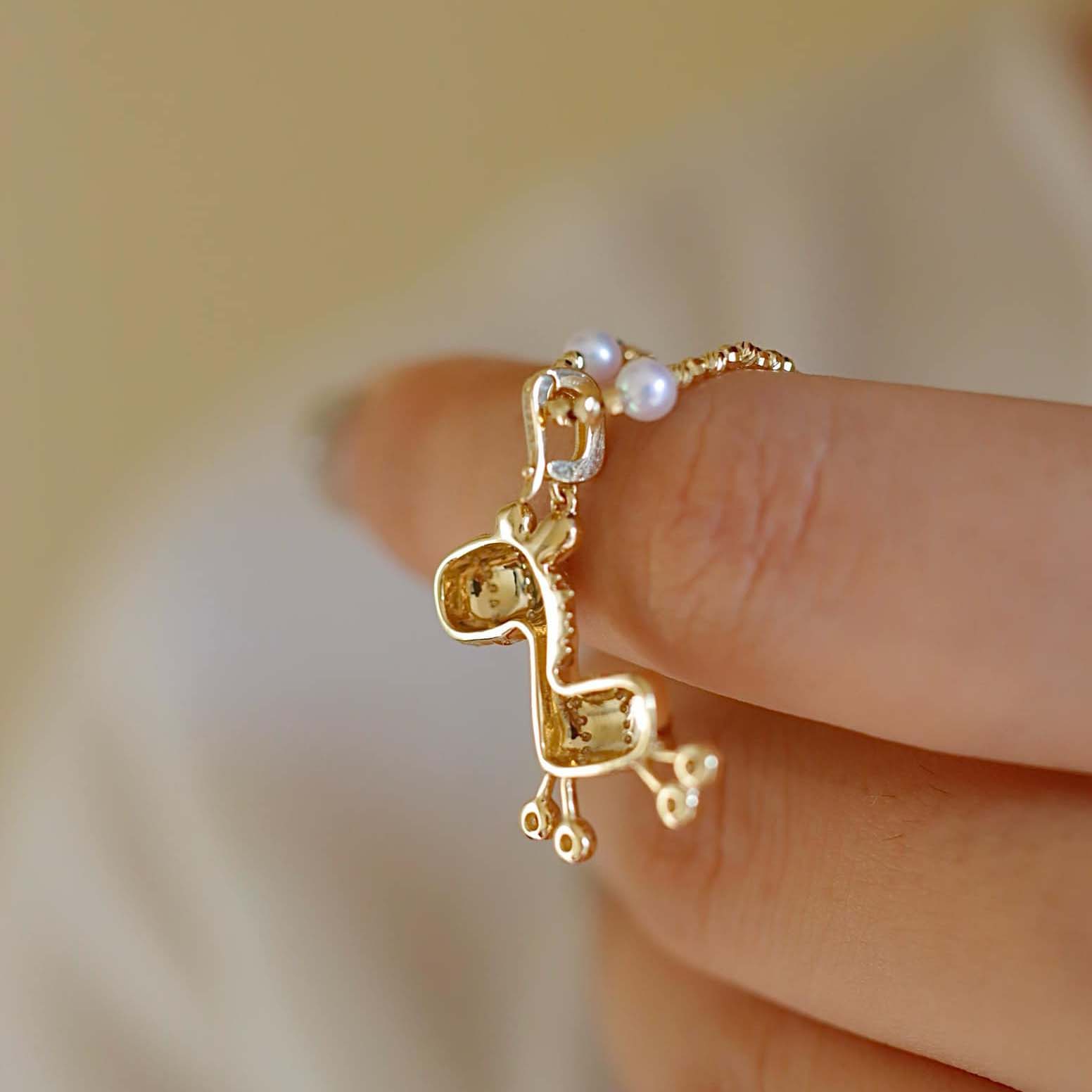 18K天然鑽石-小木馬墜飾