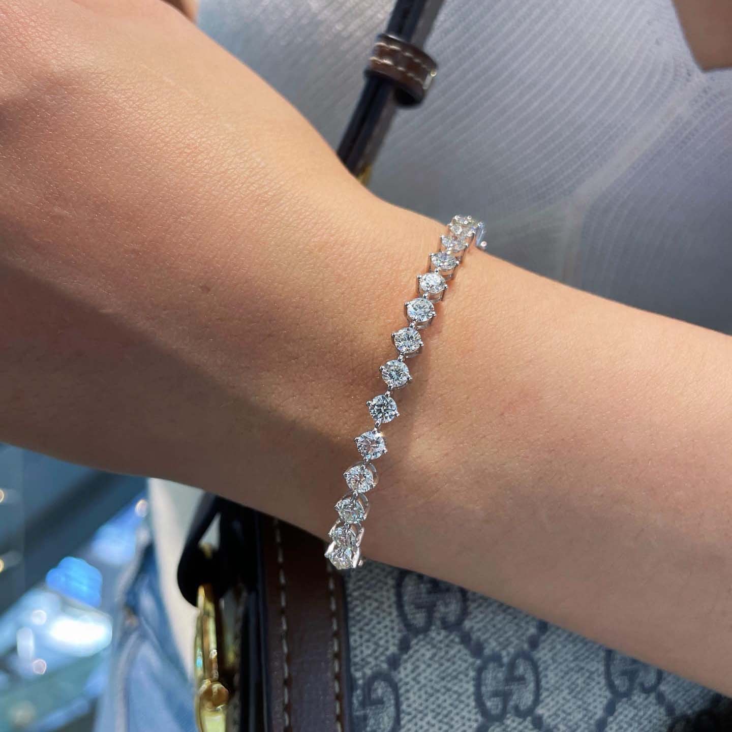 18K天然鑽石-四爪經典鑽石手鐲 - 第12張圖 18K天然鑽石-四爪經典鑽石手鐲
