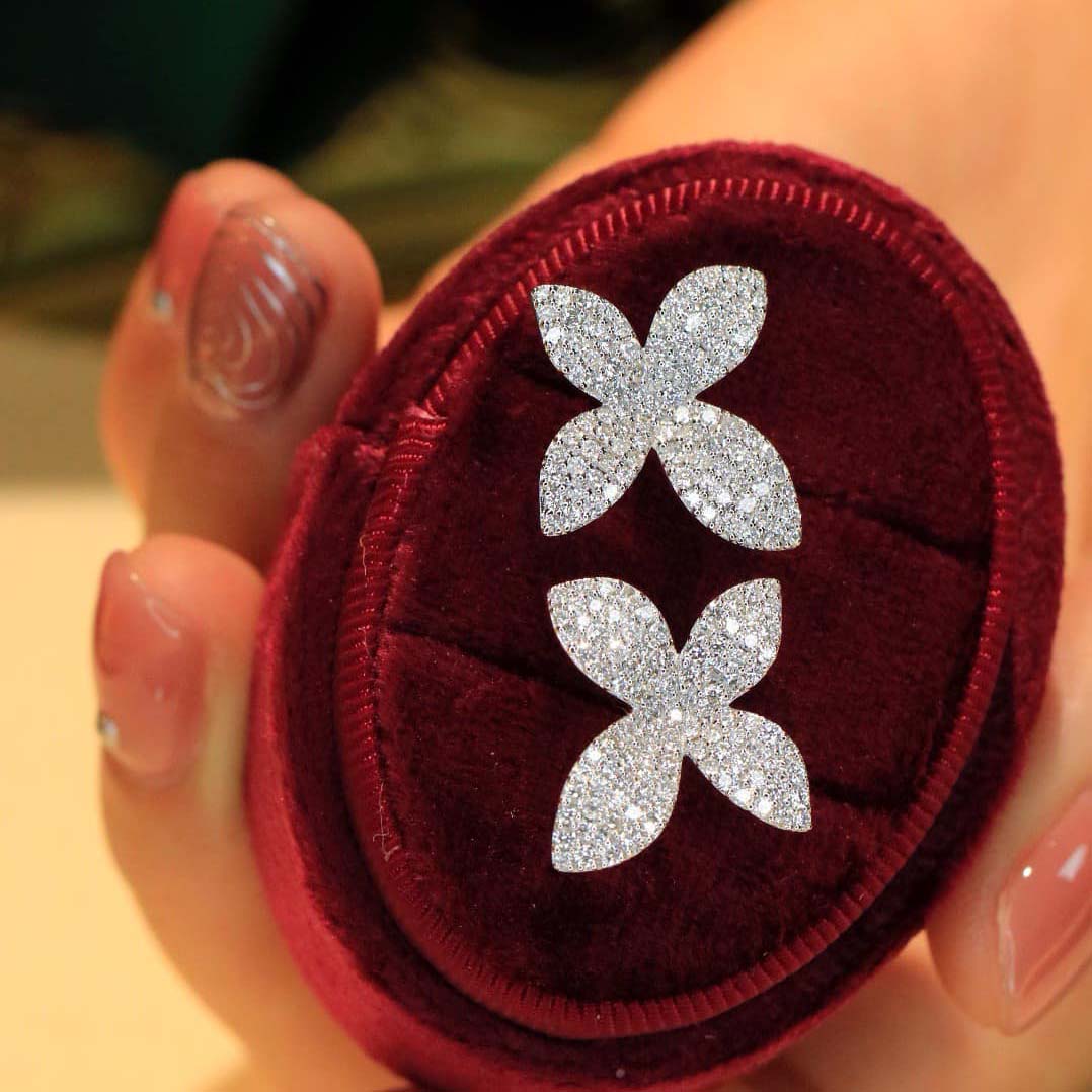 18K天然鑽石-四季蝴蝶花項鍊/耳環/戒指