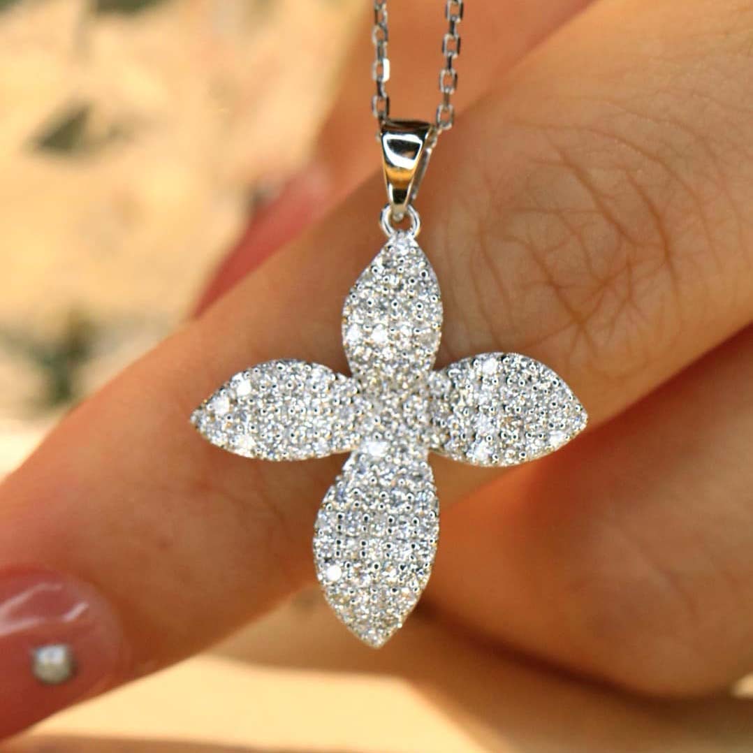 18K天然鑽石-四季蝴蝶花項鍊/耳環/戒指