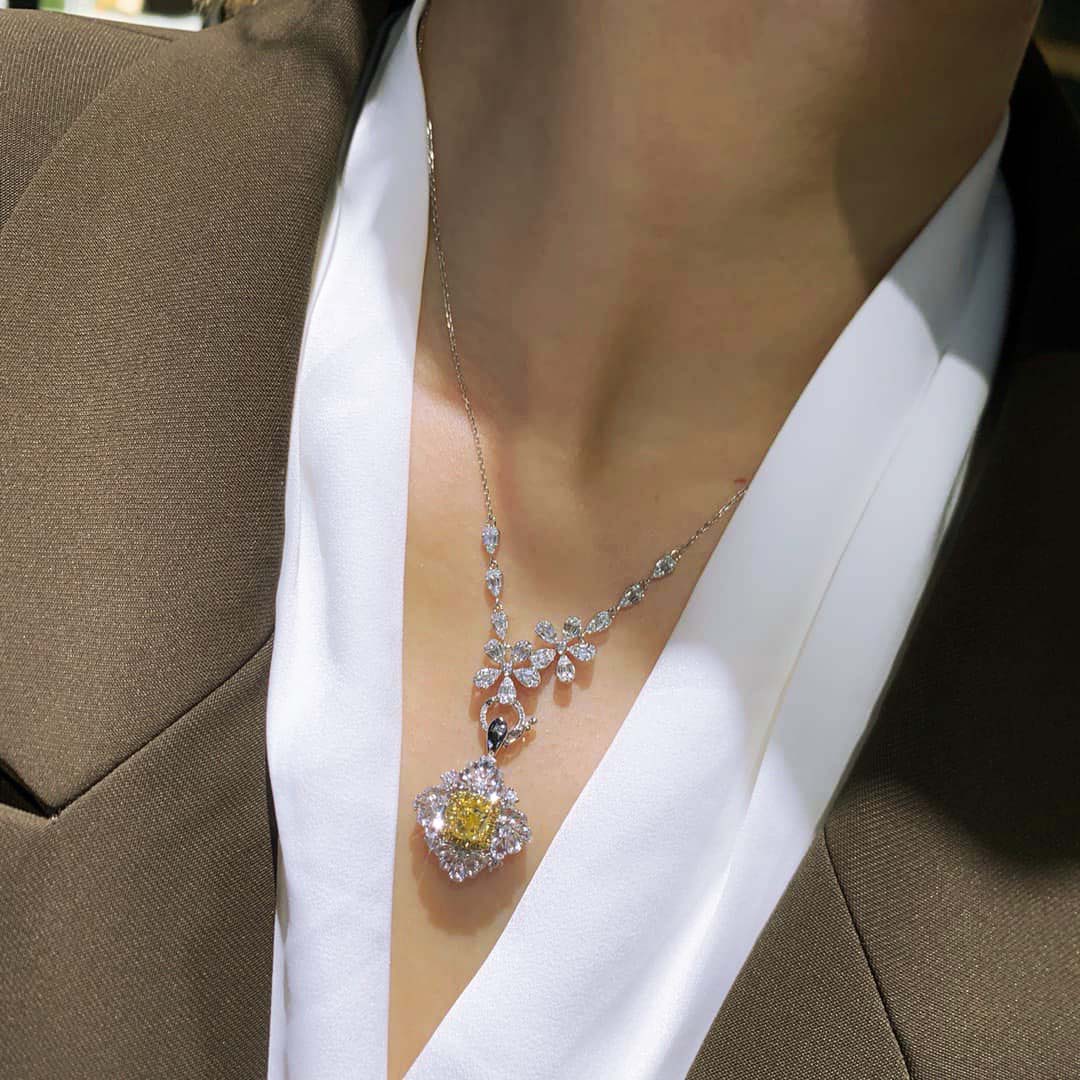 18K天然鑽石-雙花朵不規則萬能扣項鍊