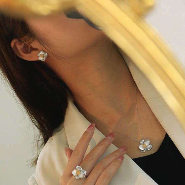 18K天然黃鑽-白貝母氣質花型項鍊/戒指/耳環