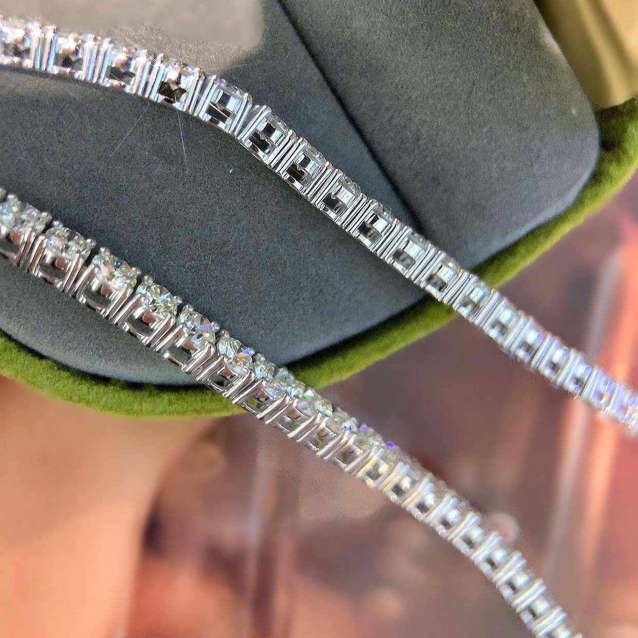 18K天然鑽石-四爪鑲嵌豪華手鍊