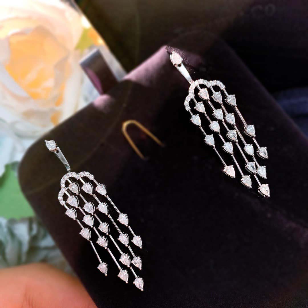 18K天然鑽石-豪華流蘇耳環