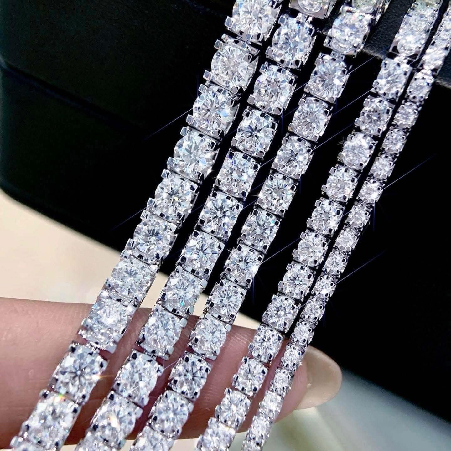 06 18K天然鑽石-經典爆閃手鍊