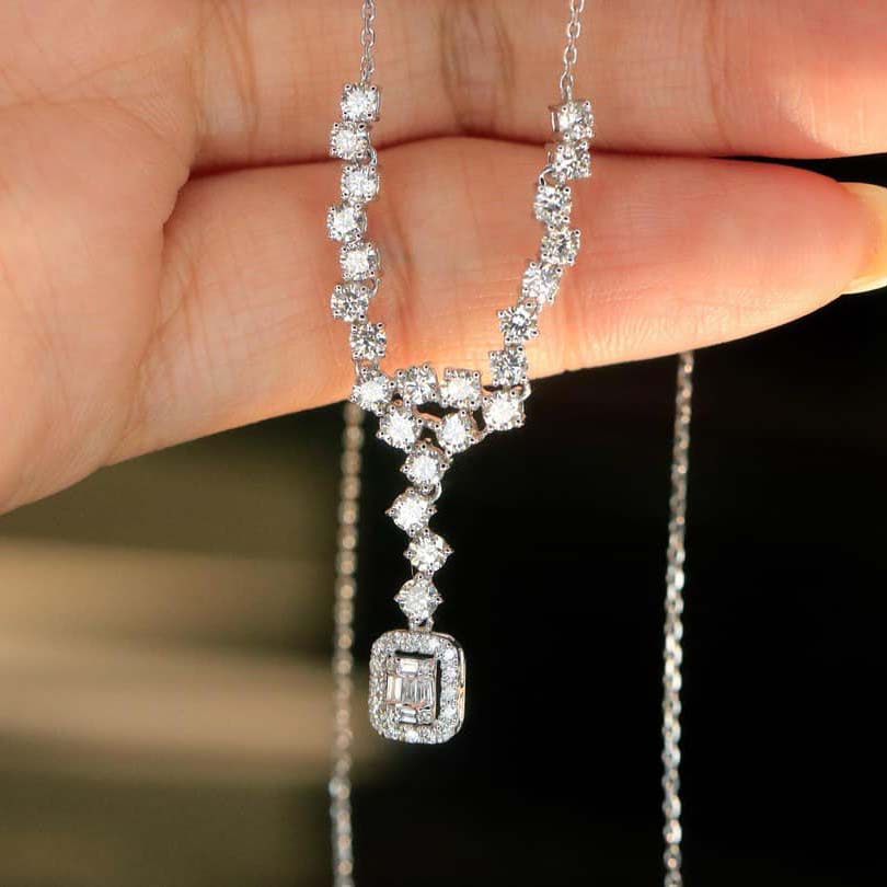 18K天然鑽石-小V垂墜項鍊