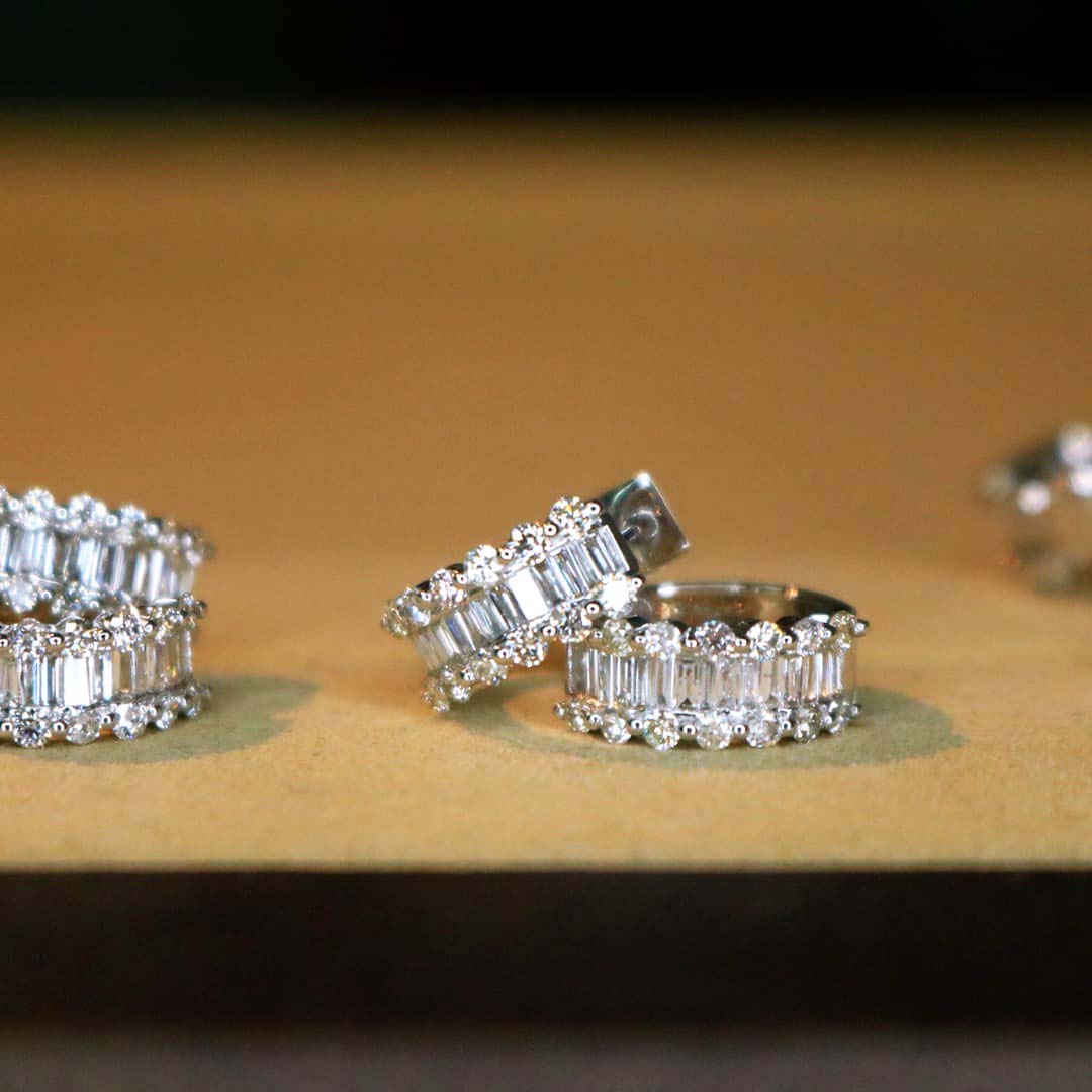 18K天然鑽石-璀璨星河耳環 - 第8張圖 18K天然鑽石-璀璨星河耳環