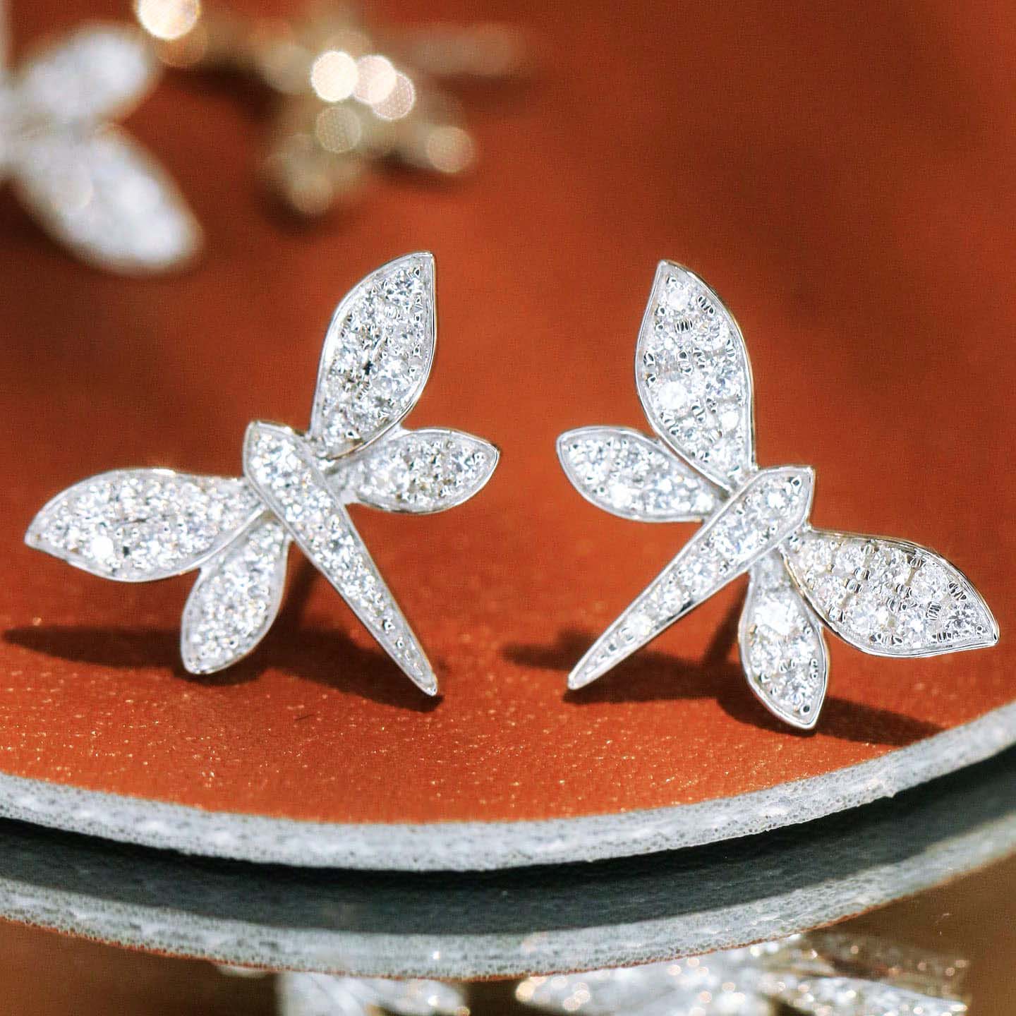 18K天然鑽石-蜻蜓/蝴蝶生動耳環 - 第8張圖 18K天然鑽石-蜻蜓/蝴蝶生動耳環