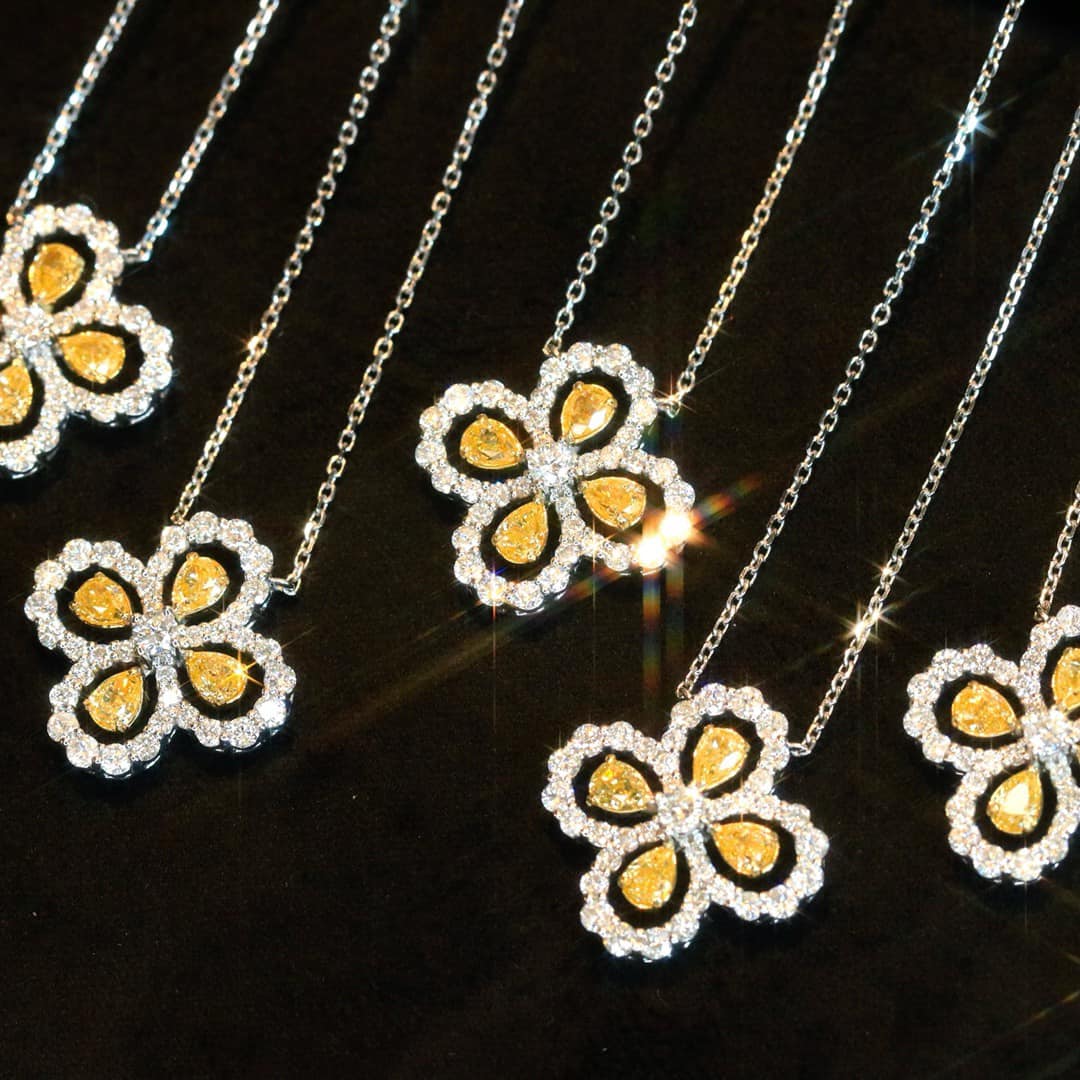 18K天然黃鑽-經典四葉草耳環/項鍊/手鍊