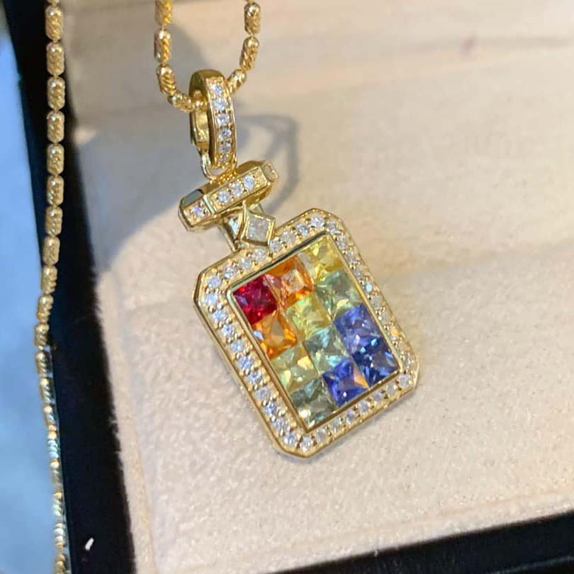 18K天然彩虹藍寶石-香水瓶造型墜飾