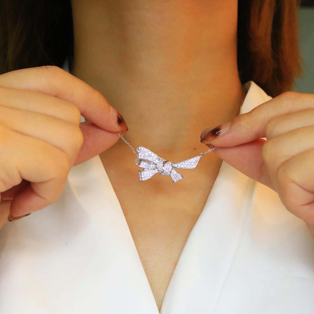18K天然鑽石-夢幻蝴蝶結項鍊