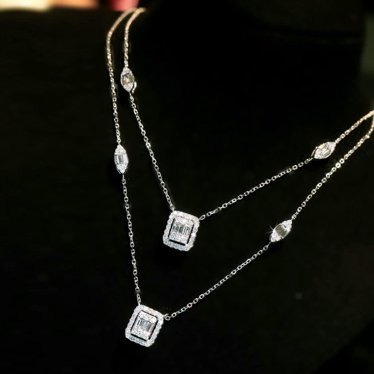 18K天然鑽石-馬眼拼鑲輕奢項鍊