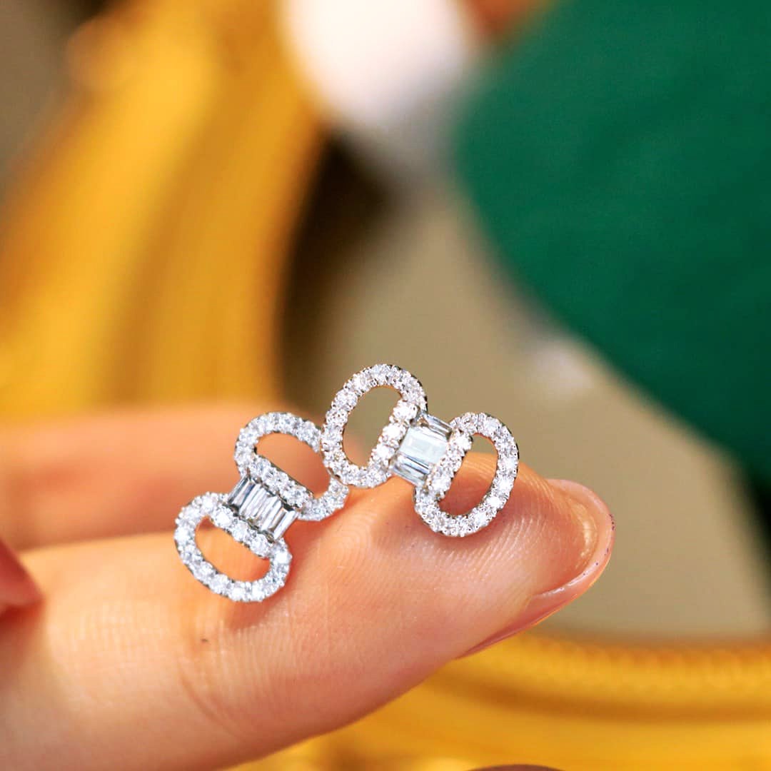 18K天然鑽石-精緻雙圈耳環