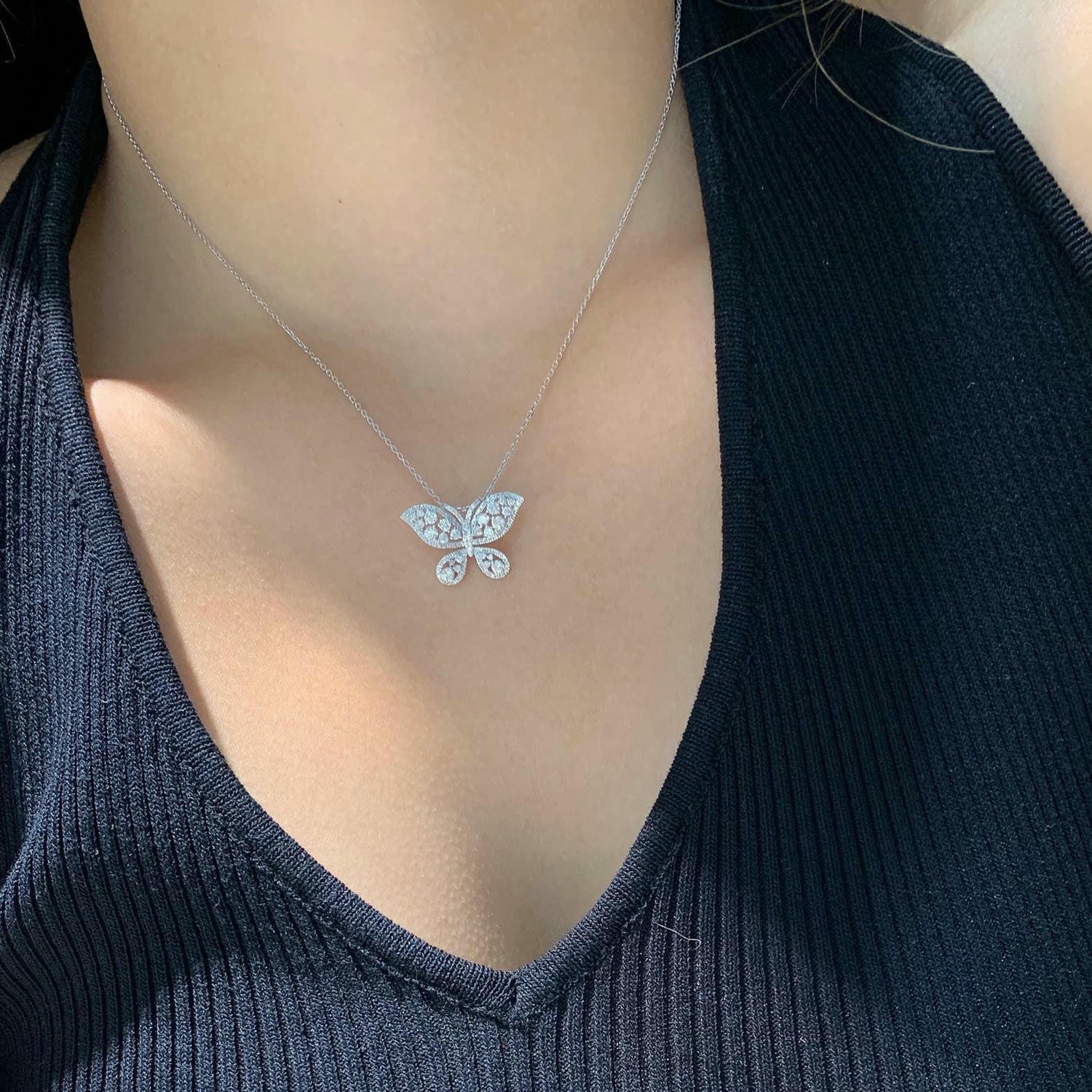 18K天然鑽石-立體靈動蝴蝶項鍊