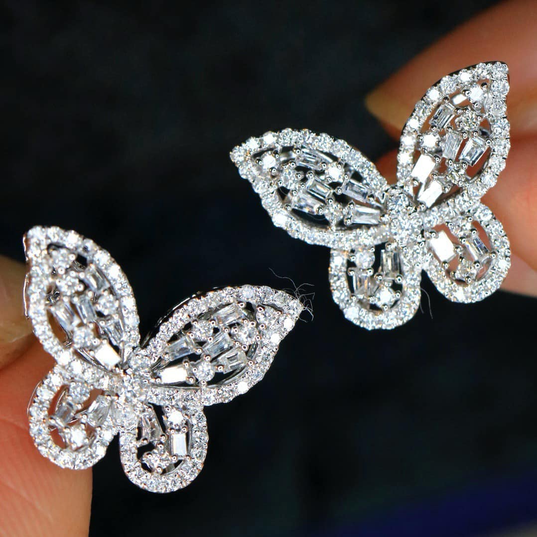 18K天然鑽石-蝴蝶閃動耳環 - 第2張圖 18K天然鑽石-蝴蝶閃動耳環