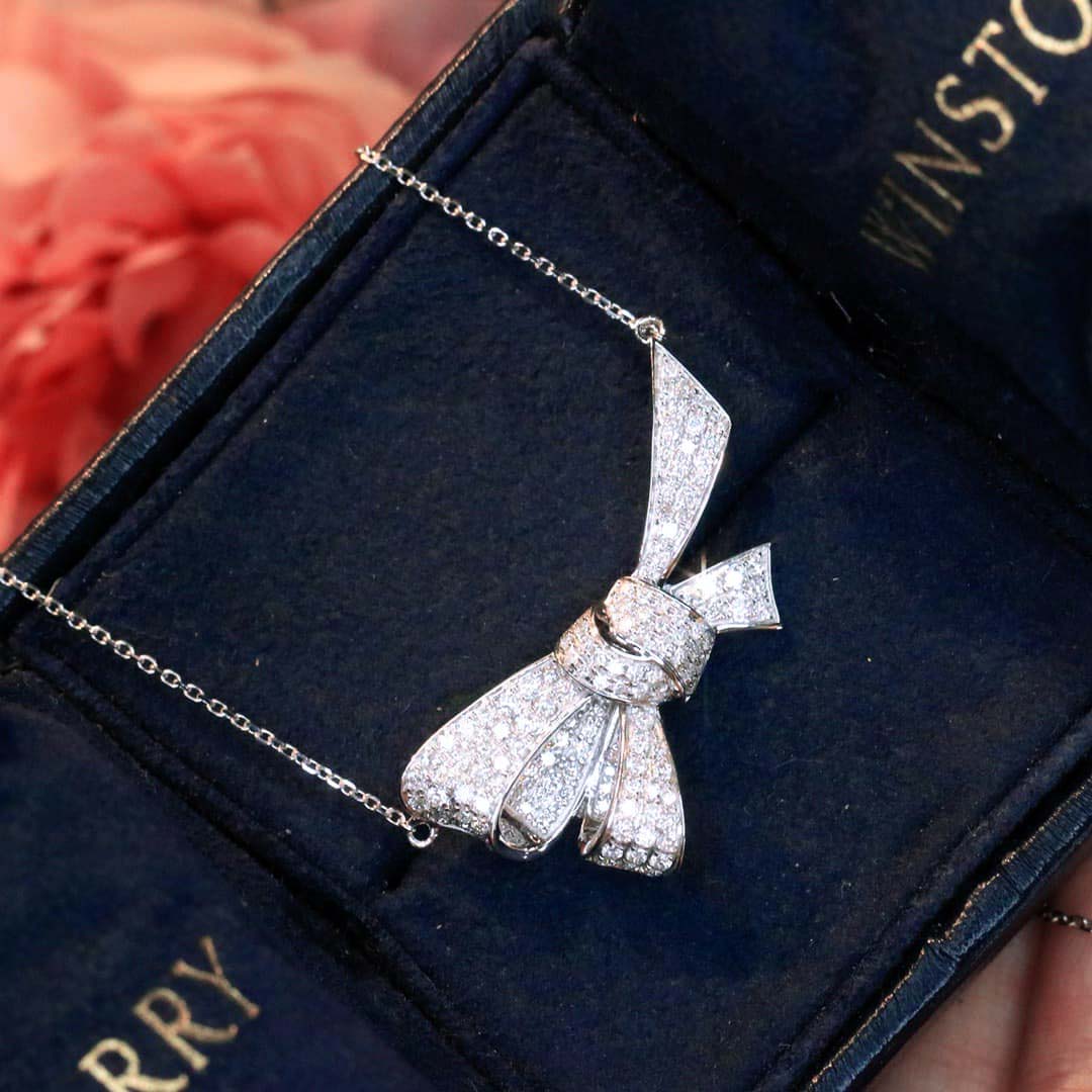 18K天然鑽石-夢幻蝴蝶結項鍊