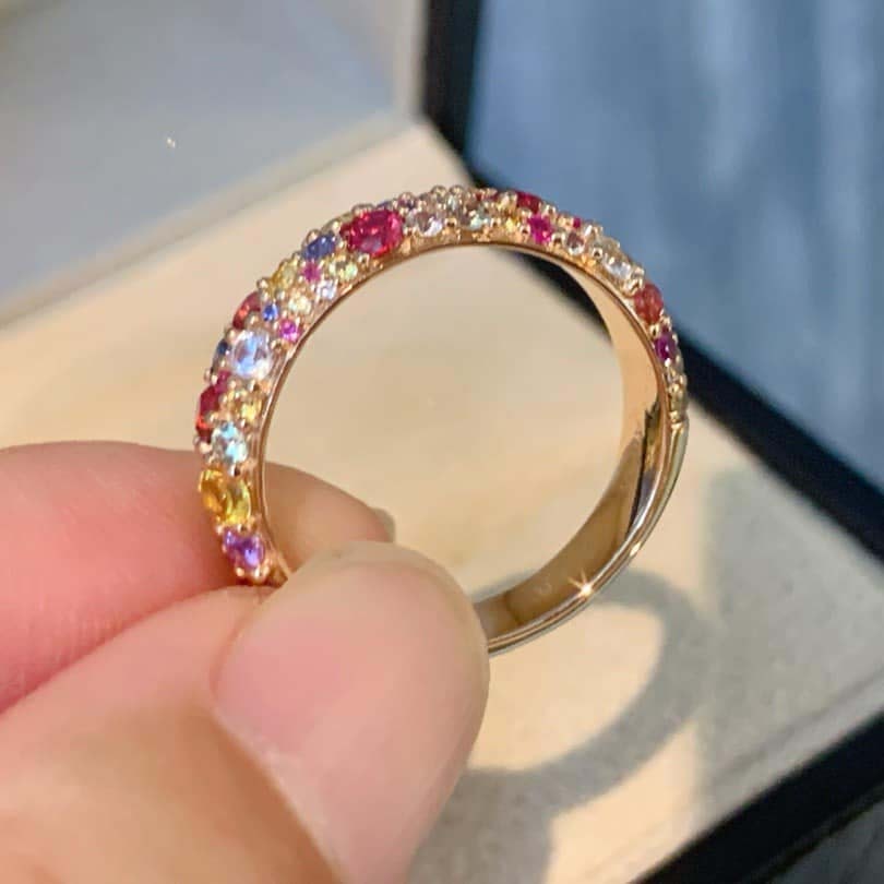 18K天然彩色藍寶石-莫奈花園彩虹戒指