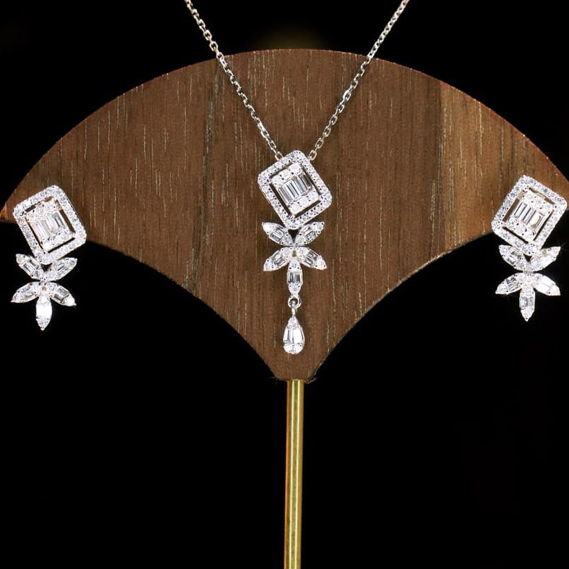 18K天然鑽石-優雅輕奢項鍊